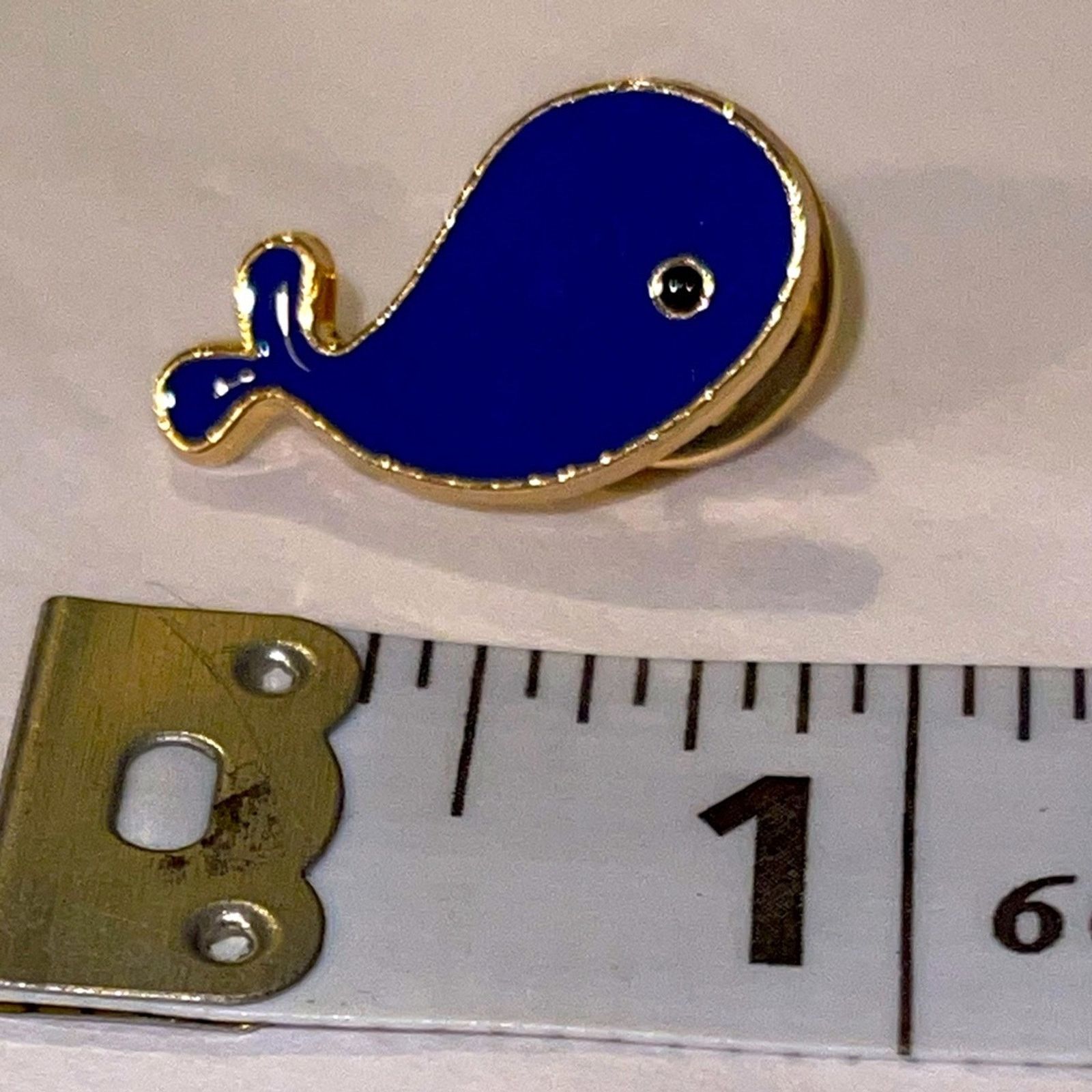 Other Blue Whale Pin Brooch Size ONE SIZE - 1 Preview