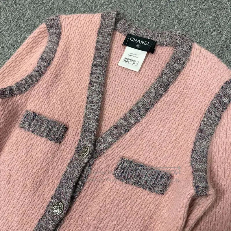 Chanel Chanel Pink Cashmere Dress . Size M / US 6-8 / IT 42-44 - 3 Thumbnail
