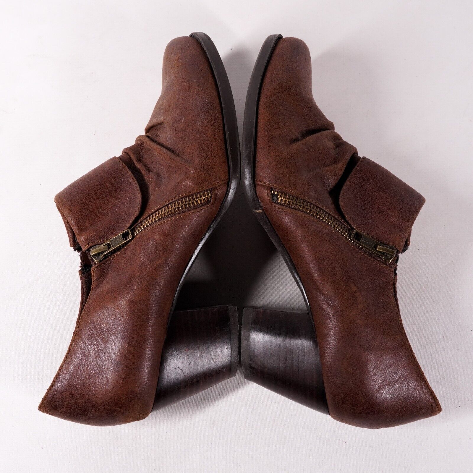 Other Rosamund Baretraps Chunky Heel Boots Bootie Women's 10 Shoes Size US 10 / IT 40 - 6 Thumbnail