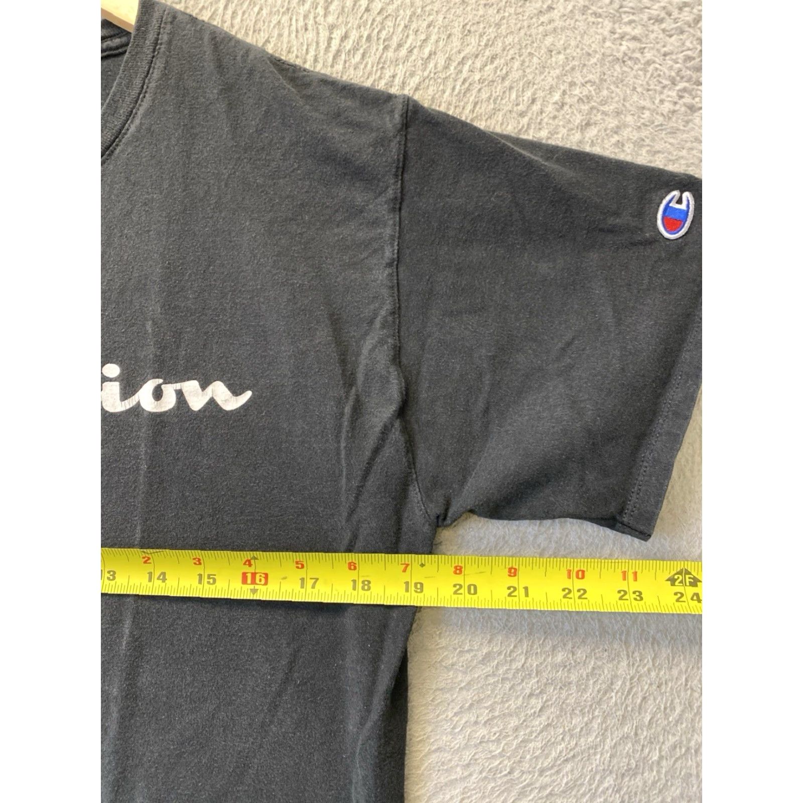 Champion VINTAGE Champion Shirt Adults M Black Cotton Short Sleeve Solid 90s Mens Womens Size US M / EU 48-50 / 2 - 5 Thumbnail