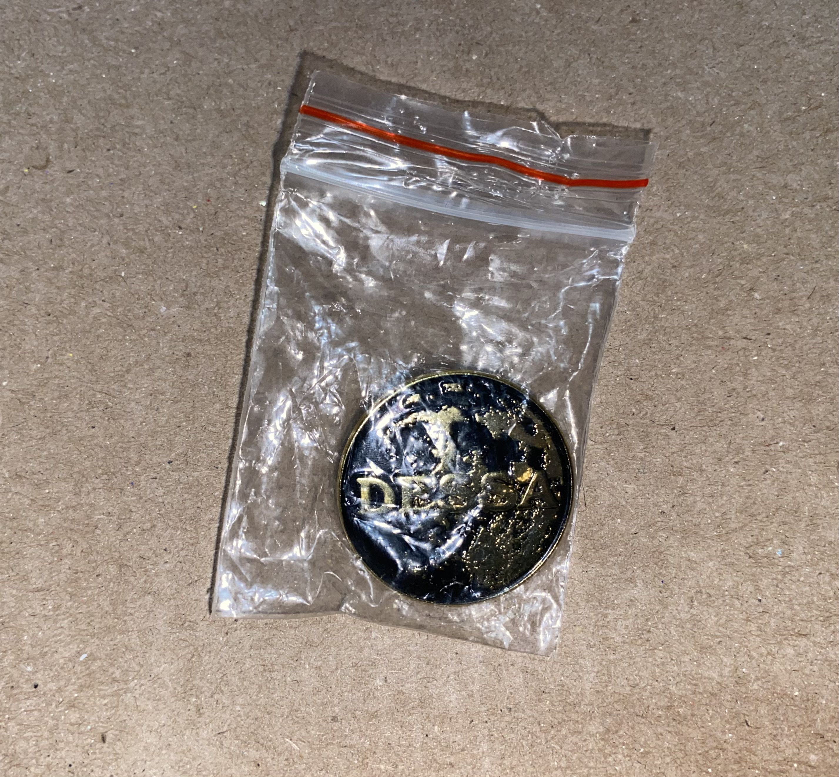 Band Tees DESSA World Globe Metal Enamel Lapel Pin Brooch Music Artist Size ONE SIZE - 1 Thumbnail