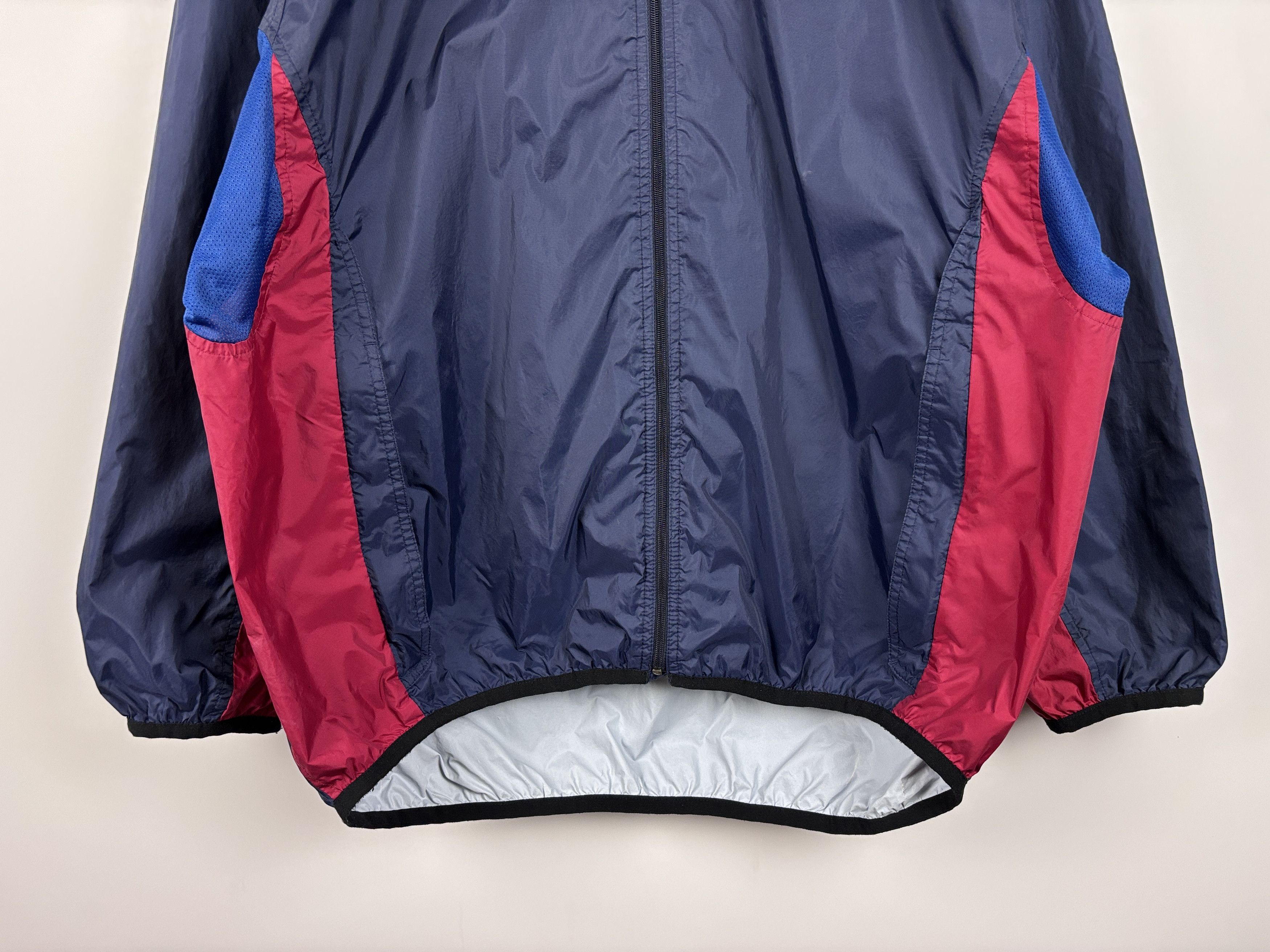 Nike × Vintage Vintage 00s Nike Team FC Barcelona Light Jacket Windbreaker Size US XL / EU 56 / 4 - 3 Thumbnail