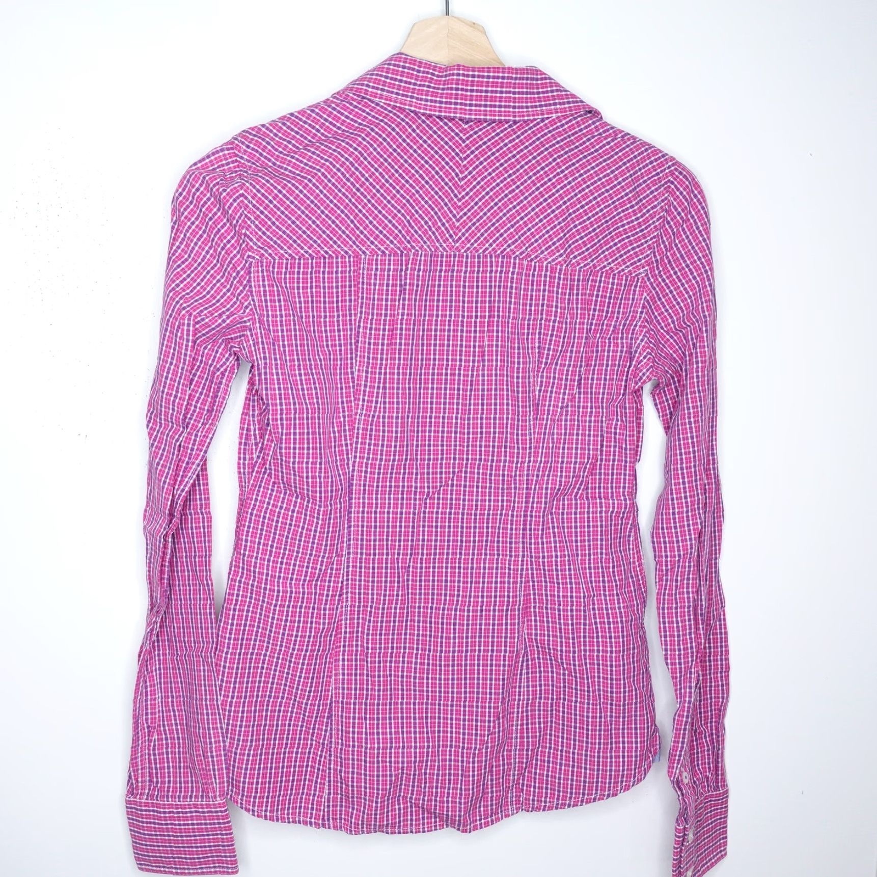 Vintage AMERICAN EAGLE Long Sleeve Pink Plaid Button-Up Shirt Womens Size 0 Size XS / US 0-2 / IT 36-38 - 4 Thumbnail