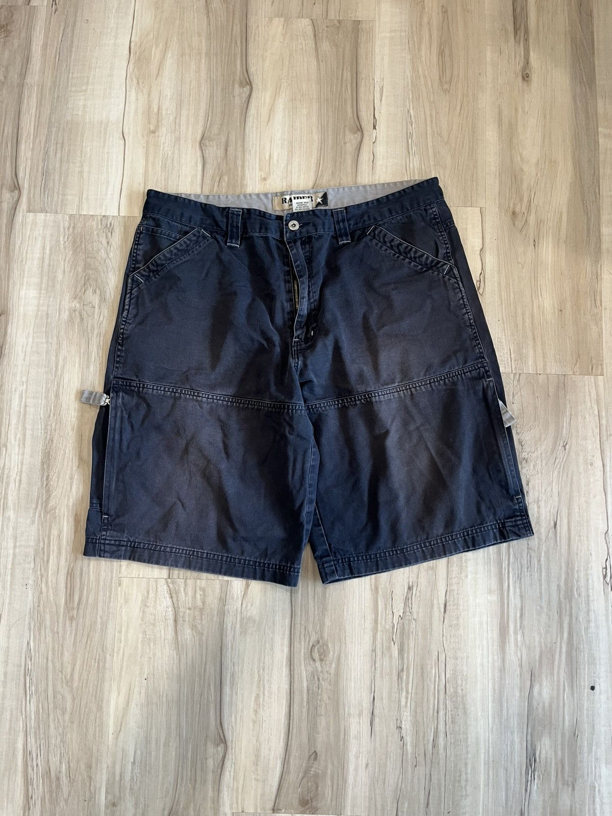 Vintage Y2K raider cargo baggy shorts Size US 37 - 1 Thumbnail