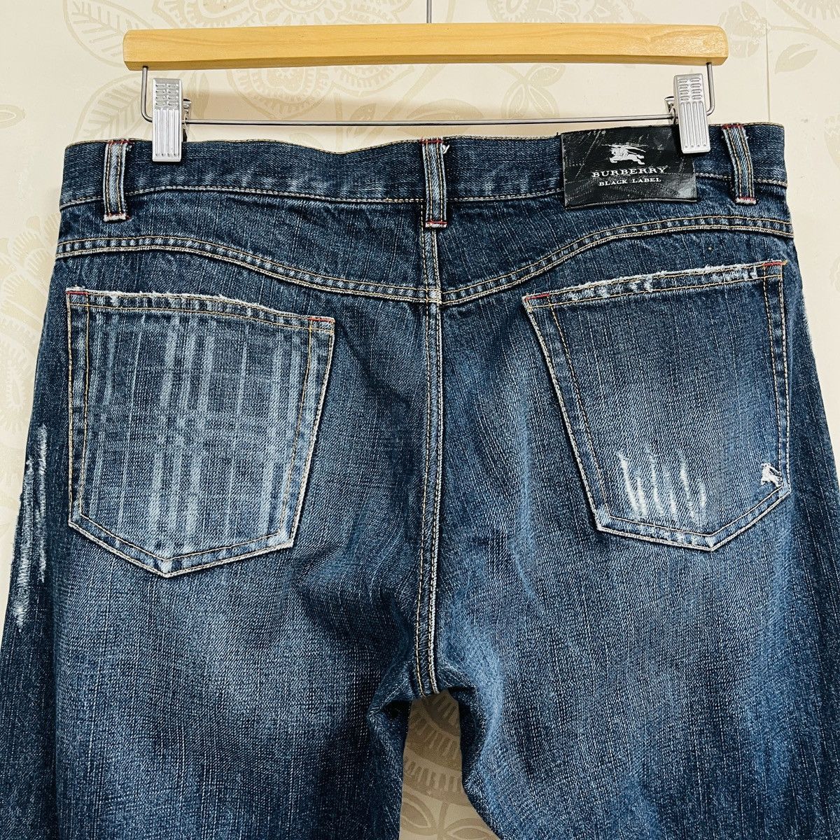 Black Label × Burberry × Vintage Burberry Black Label Distressed Denim Jeans Size US 34 / EU 50 - 24 Thumbnail