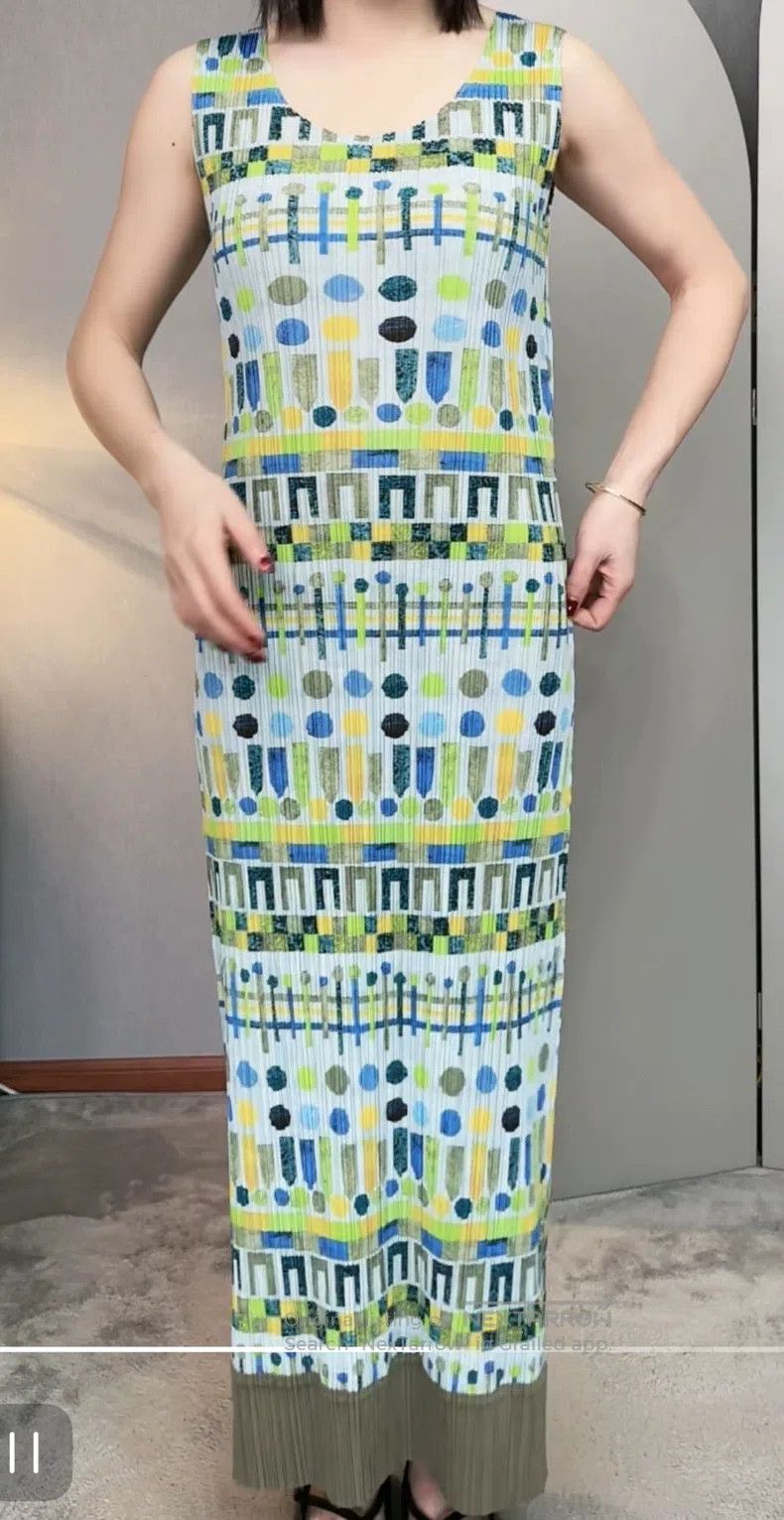 Issey Miyake Issey Miyake Green Dress Size XL / US 12-14 / IT 48-50 - 1 Thumbnail