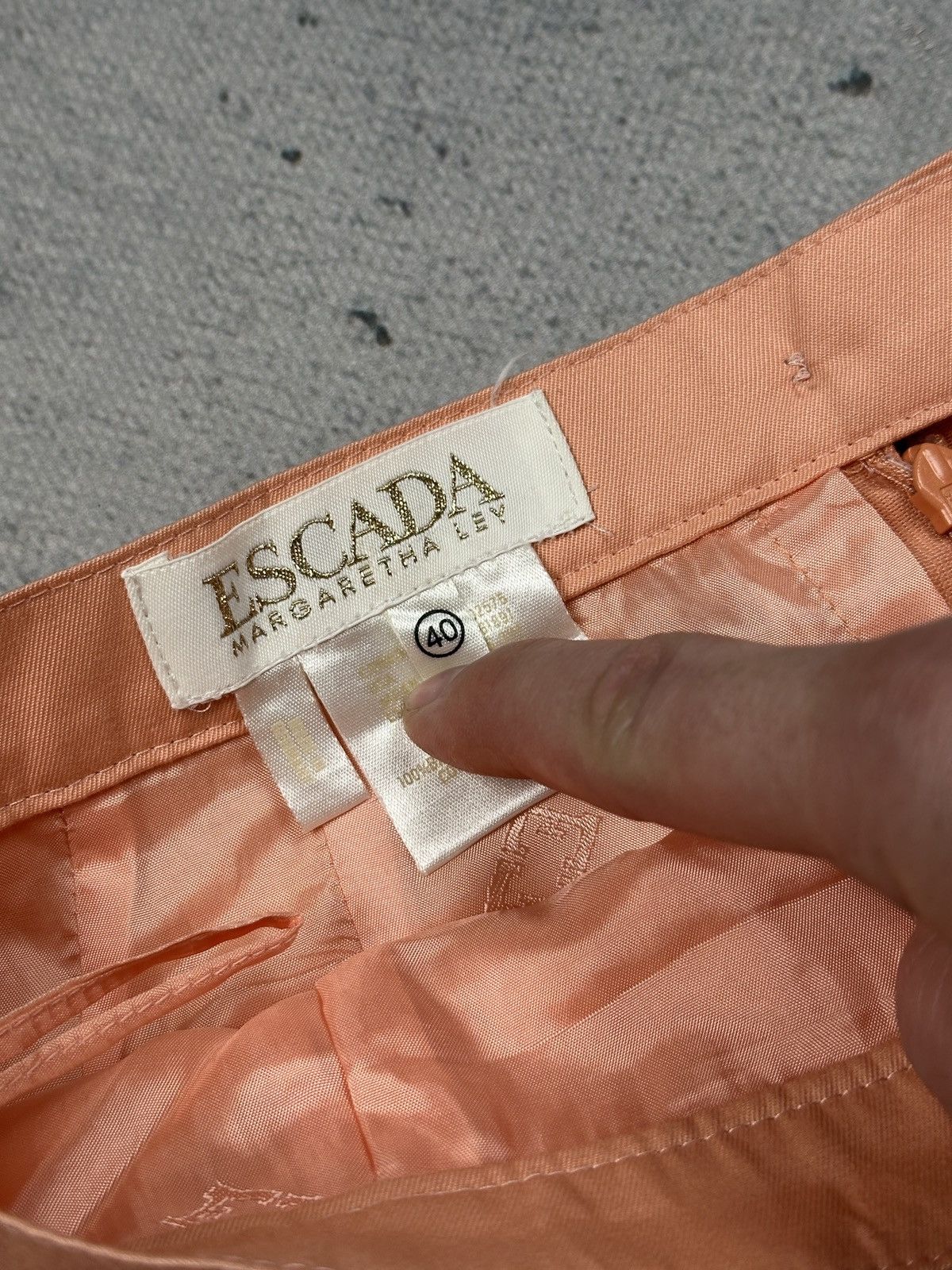 Escada Vintage Escada Peach Cotton Pencil Skirt Margaretha Ley Rare Size 28" / US 6 / IT 42 - 10 Thumbnail