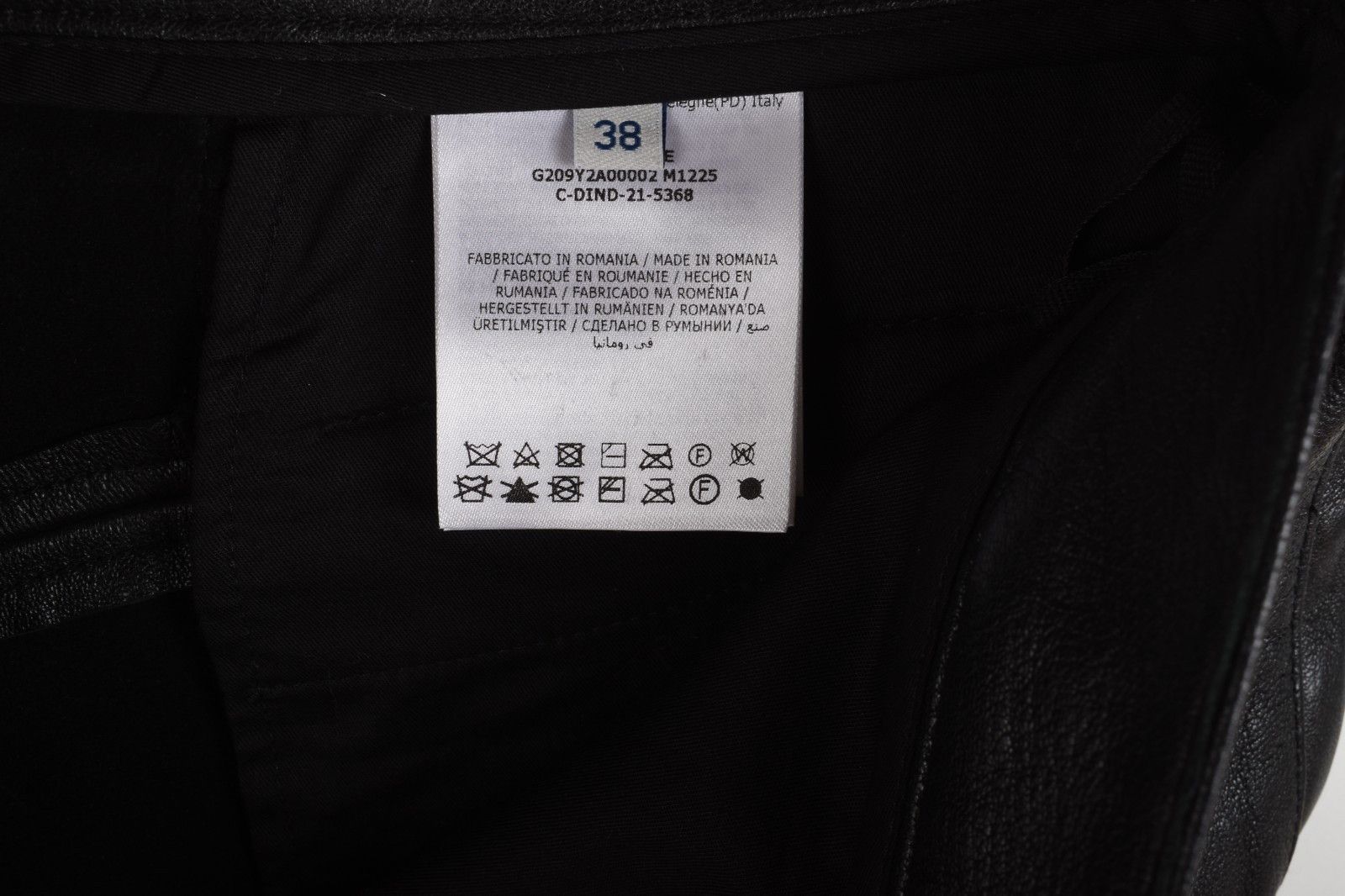 Moncler Moncler Genius 6 017 Alyx 9sm Leather Pants 38 H5490 Size 26" / US 2 / IT 38 - 10 Thumbnail