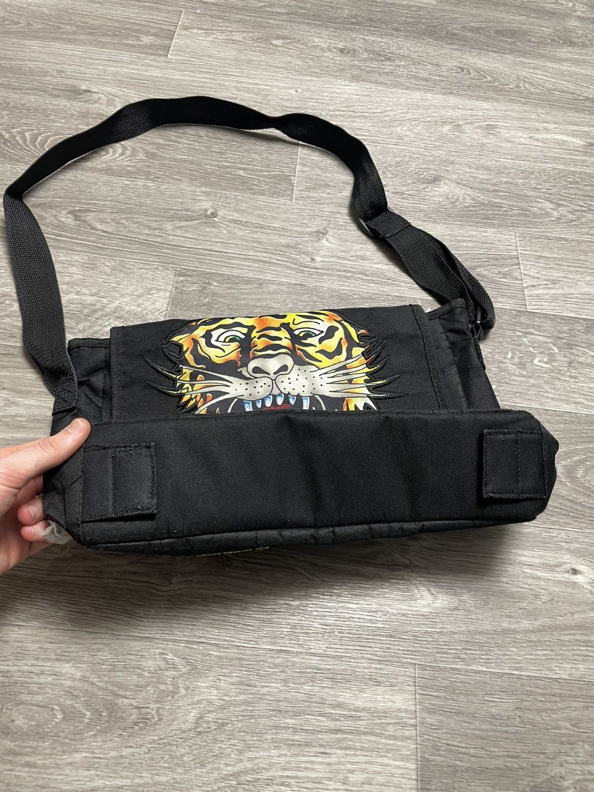 Ed Hardy Vintage Black Tiger Messenger Bag Y2K Streetwear Size ONE SIZE - 8 Thumbnail