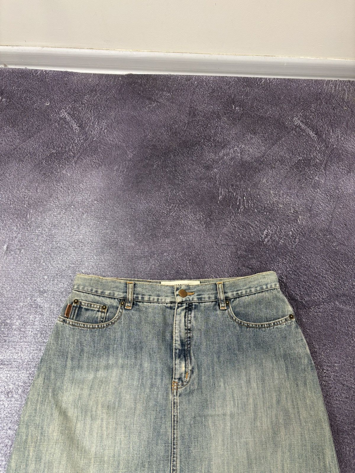 Moschino Vintage Moschino Women’s Y2K Hype Luxury Denim Skirt Size 32" / US 10 / IT 46 - 11 Thumbnail