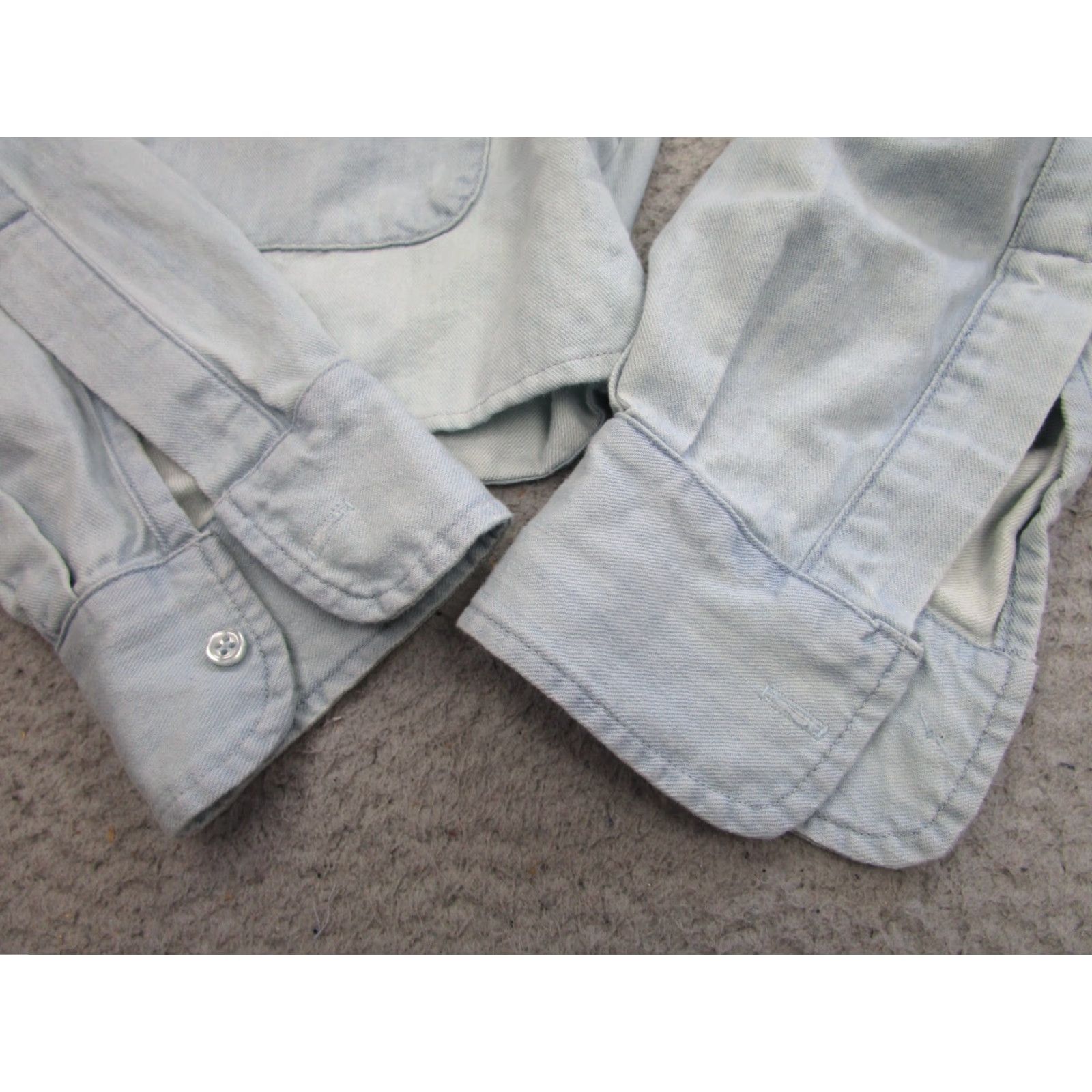 Vintage VINTAGE Wear Cisco Denim Shirt Womens L Blue Cropped Long Sleeve Button-Up Cowgirl Relaxed Fit Size L / US 10 / IT 46 - 4 Thumbnail