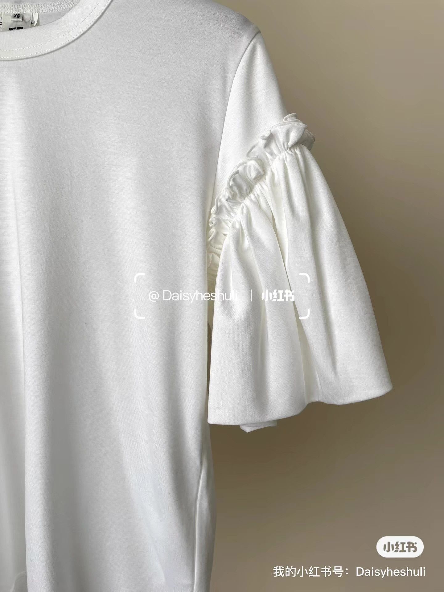 Comme des Garcons Comme des Garçons Sleeve Short Sleeve T-shir。Ｑ24 Size XS / US 0-2 / IT 36-38 - 3 Thumbnail