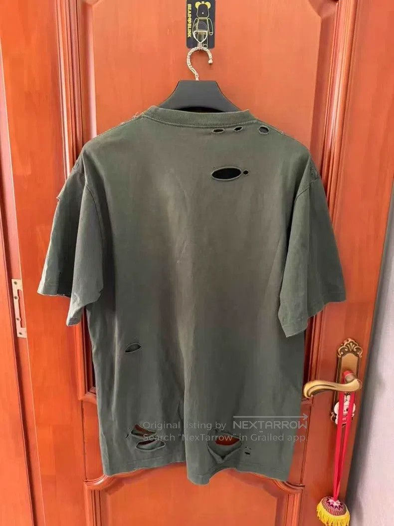 Balenciaga Balenciaga Ripped Letter Print Short Sleeve Size US XXS / EU 40 - 2 Thumbnail