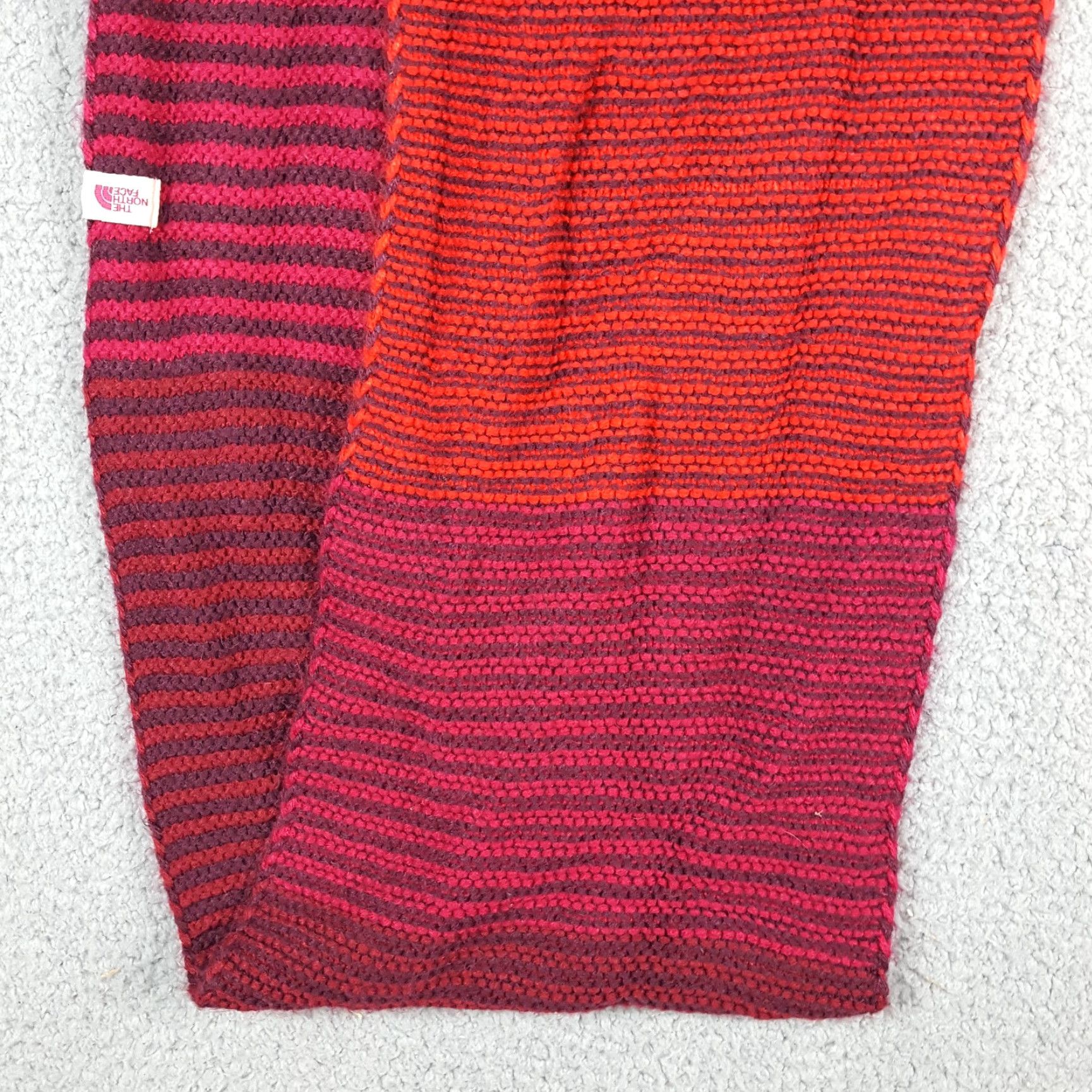 The North Face VINTAGE The North Face Striped Loop Scarf Winter Wrap Stole Outdoor Hiking Neck Warmer Women Scarf Red 90s Retro Bohemian Fashion Outdoor Neck Warmer Size ONE SIZE - 3 Thumbnail