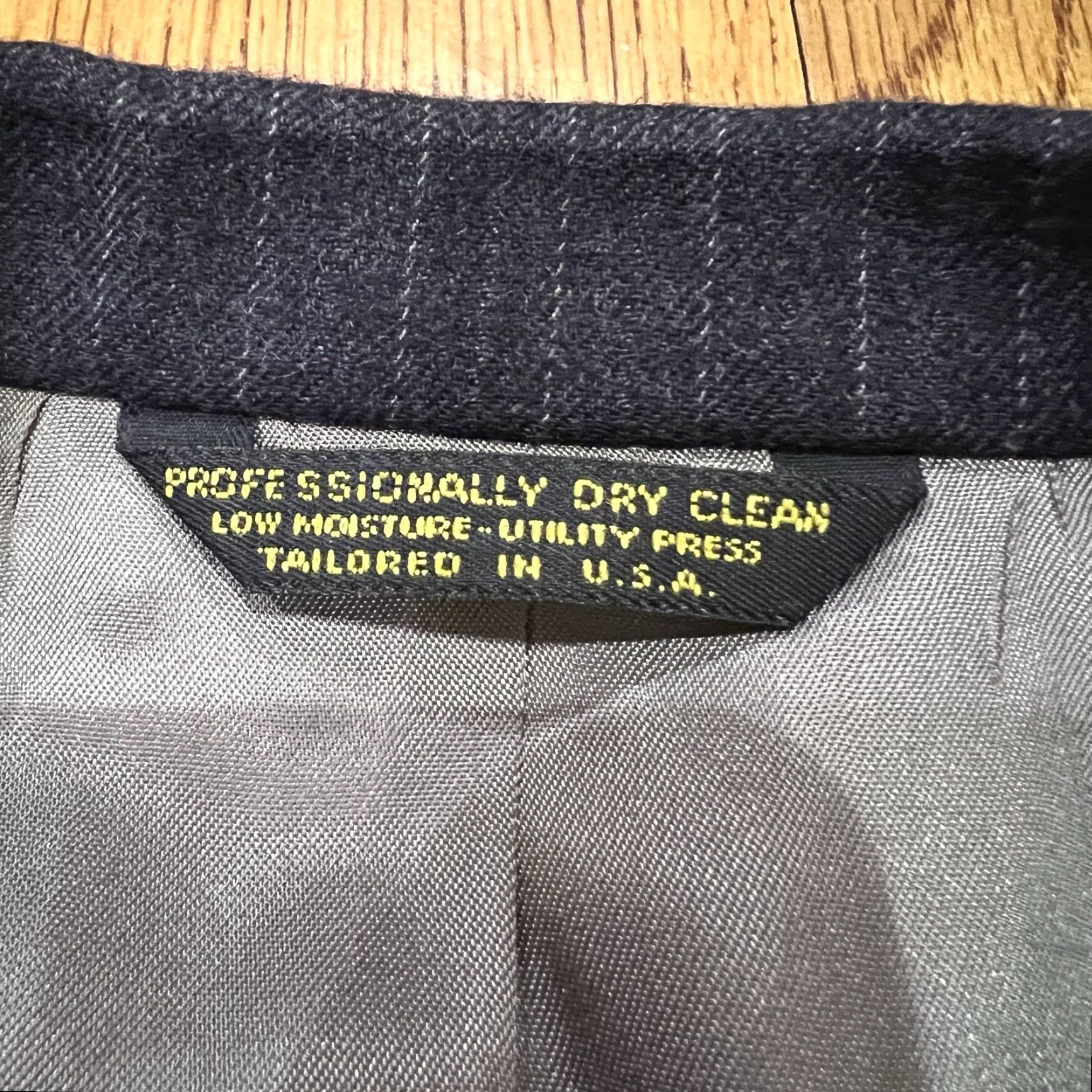Pierre Cardin Pierre Cardin Sanger Harris Blazer Jacket Charcoal Gray Wool Blend 2 Button Notch Lapel Double-Vented Regular 41R Men Sport Coat Suit Blazer Size 42R - 2 Thumbnail