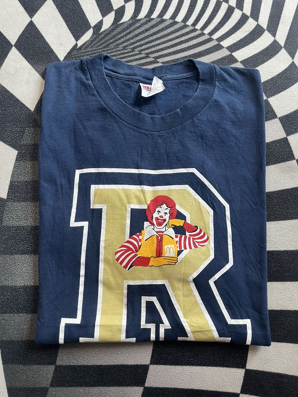Junk Food Vintage Ronald McDonald R 90’s Character Tshirt Size US XL / EU 56 / 4 - 1 Thumbnail