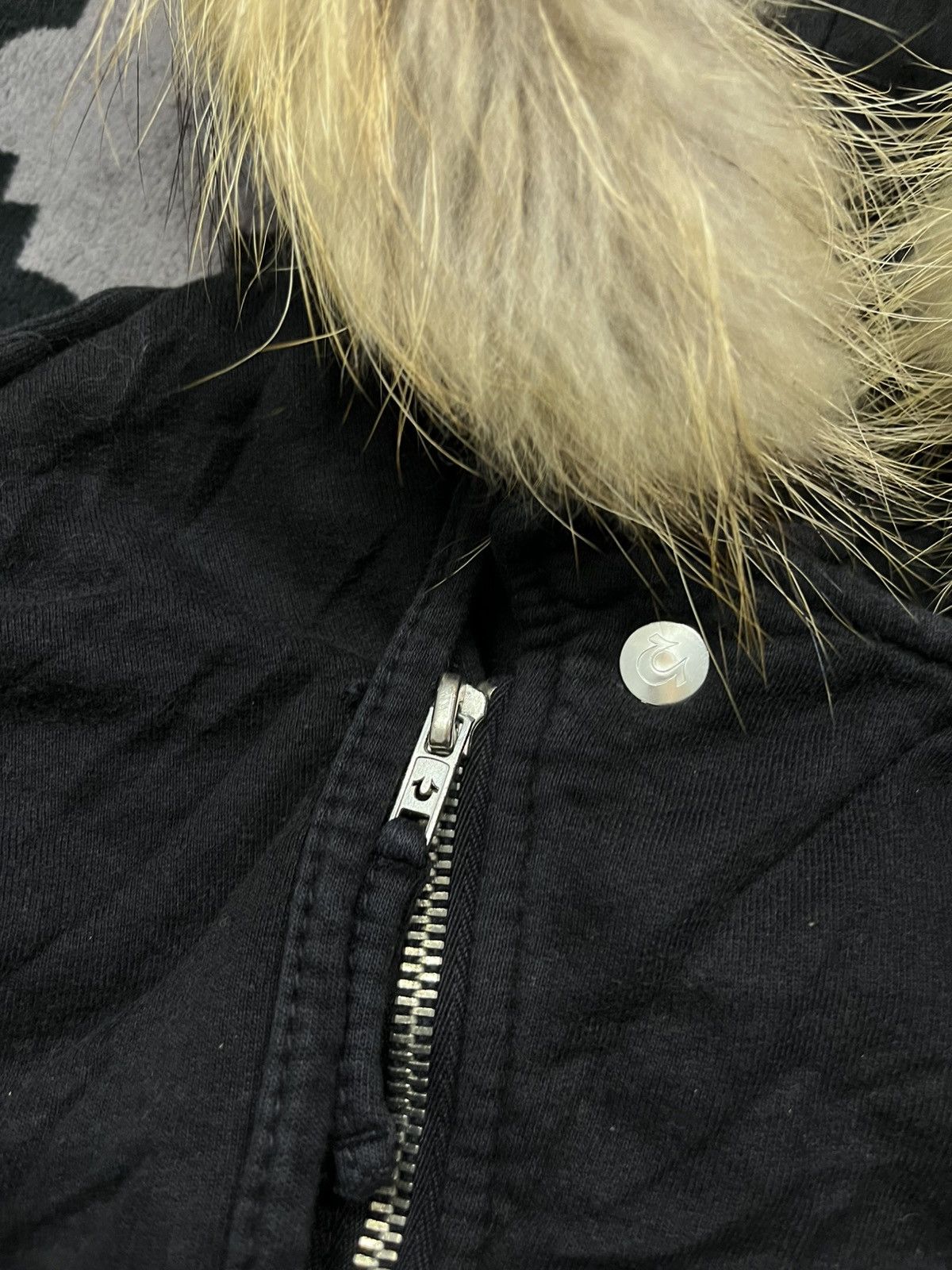 If Six Was Nine 2000s True religion faux fur punk moto jacket hoodie Size US S / EU 44-46 / 1 - 7 Thumbnail