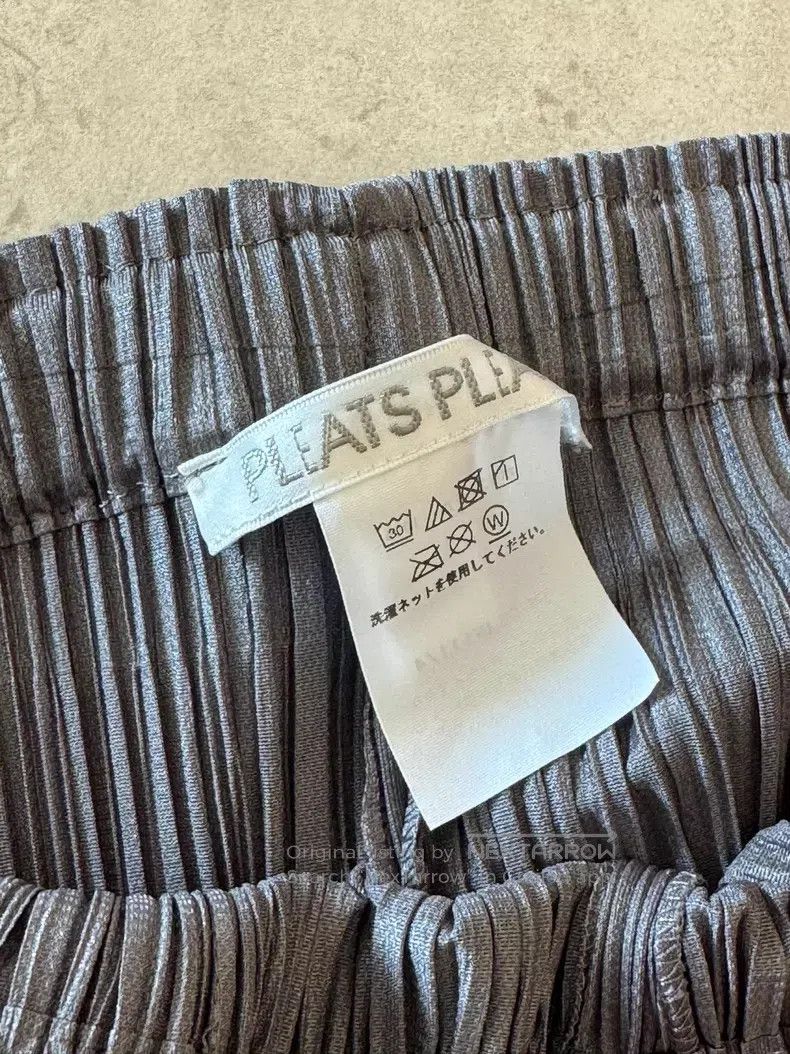 Issey Miyake Issey Miyake Dark Gray Pants Size 26" / US 2 / IT 38 - 1 Thumbnail