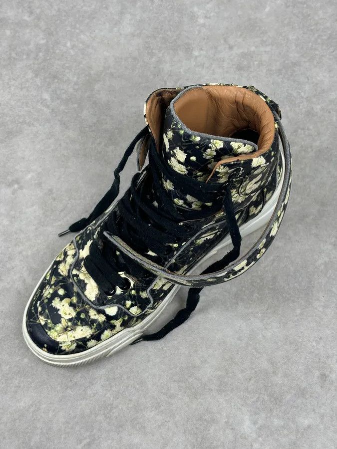 Givenchy SS2015 Givenchy Tyson Black Floral High-Top Sneakers by Riccardo Tisci Size US 10 / EU 43 - 13 Thumbnail