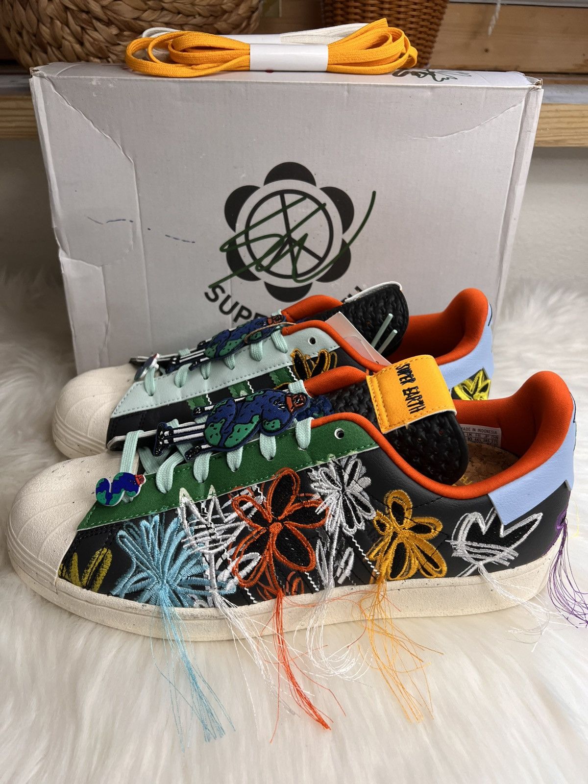 Other ADIDAS X SEAN WOTHERSPOON SUPERSTAR "Super Earth-Black" NIB Size US 10.5 / EU 43-44 - 1 Thumbnail