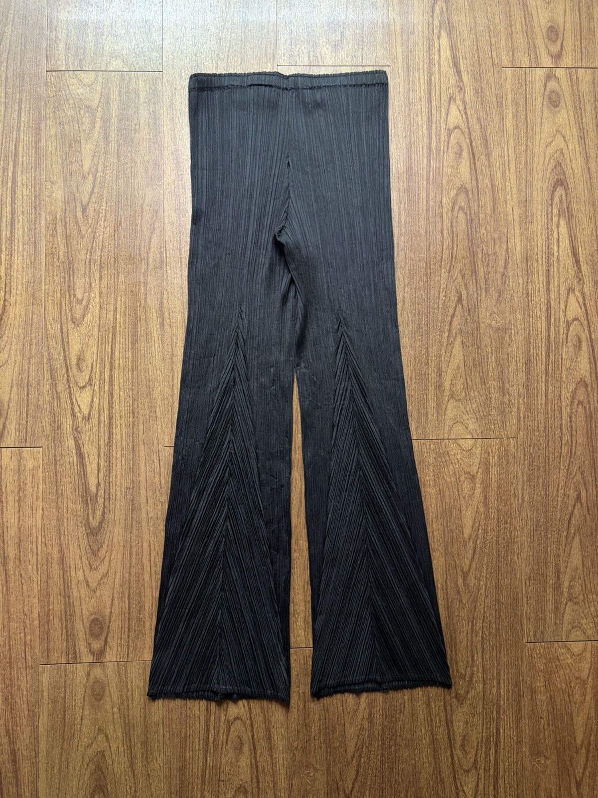 Issey Miyake FREE TAX! Issey Miyake Pleats Please Straight Leg Trousers Size US 31 - 4 Thumbnail