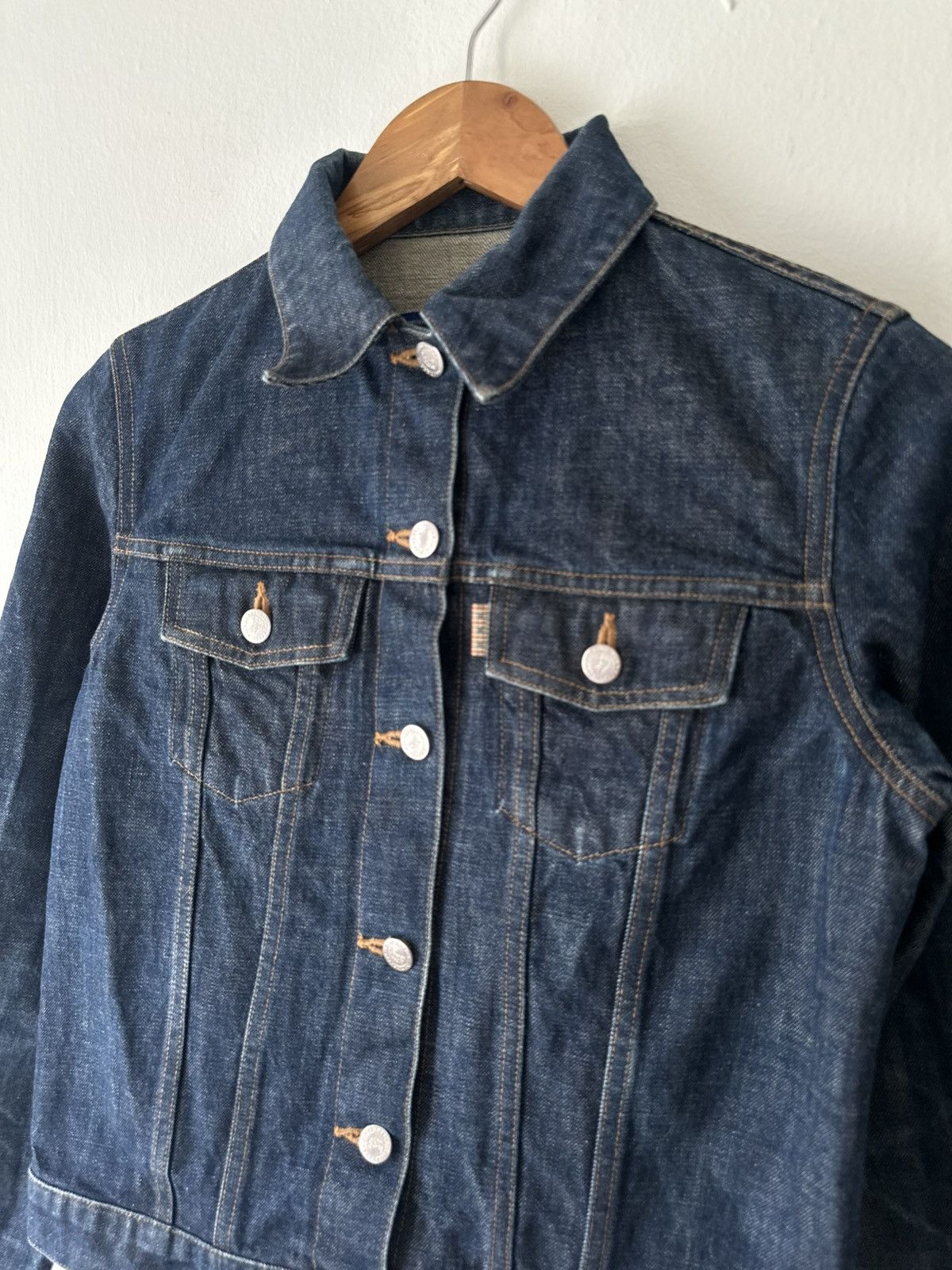 Burberry Vintage Burberry Blue Label Denim Jacket Size M / US 6-8 / IT 42-44 - 5 Thumbnail