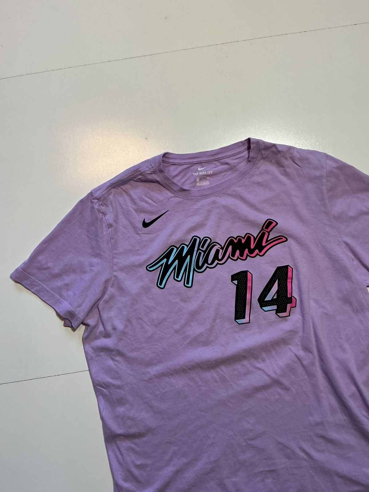 Nike Nike Miami Heat Tyler Herro #14 Vice City Edition T-Shirt Size US XL / EU 56 / 4 - 3 Thumbnail