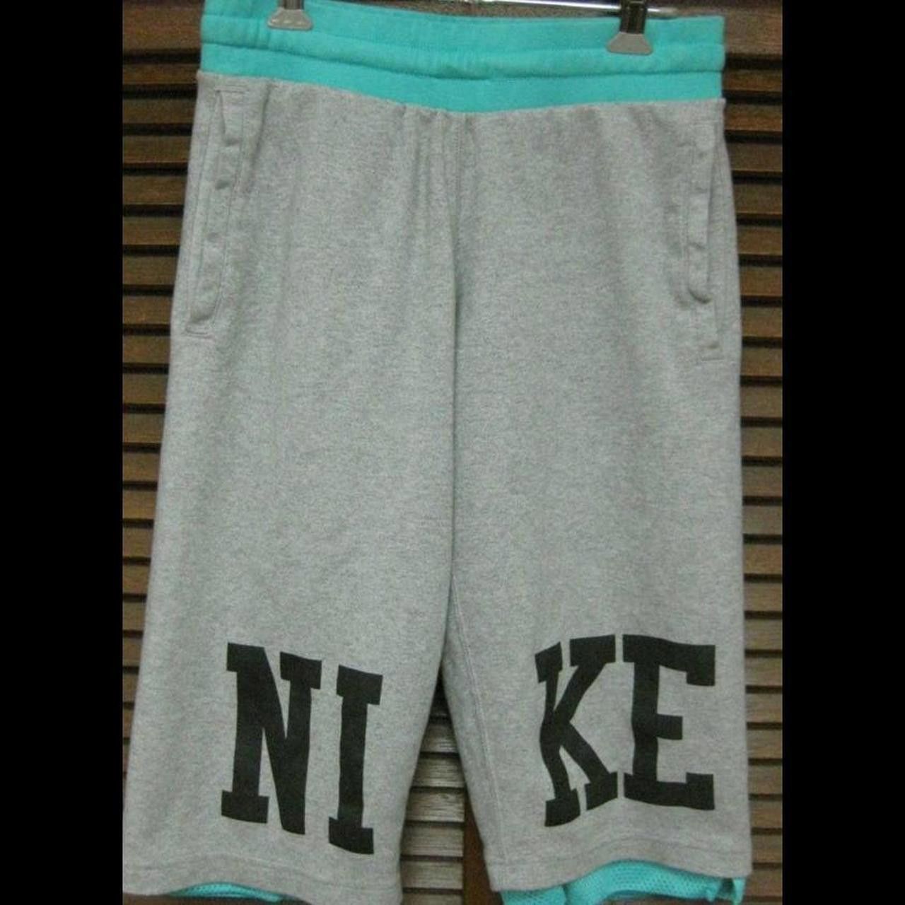 Nike Nike Air Mens Used Reversible Size US 36 / EU 52 - 1 Thumbnail