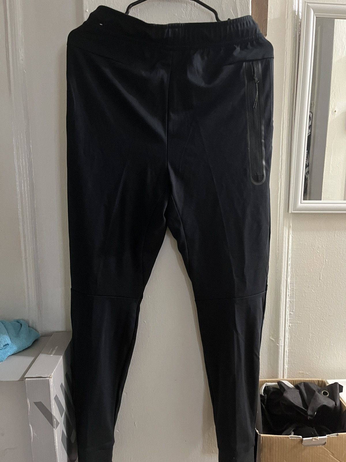 Nike Black Nike Tech Men’s Small Never Worn Size US 30 / EU 46 - 3 Thumbnail