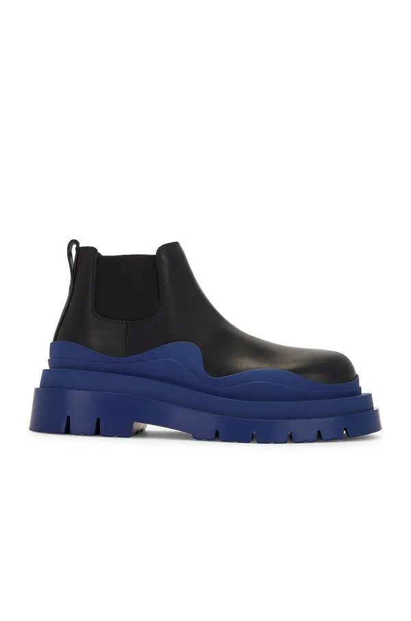 Bottega Veneta o1n1vont0924 Cruise Blue Sole Tire Ankle Chelsea Boot Black Size US 12 / EU 45 - 1 Thumbnail