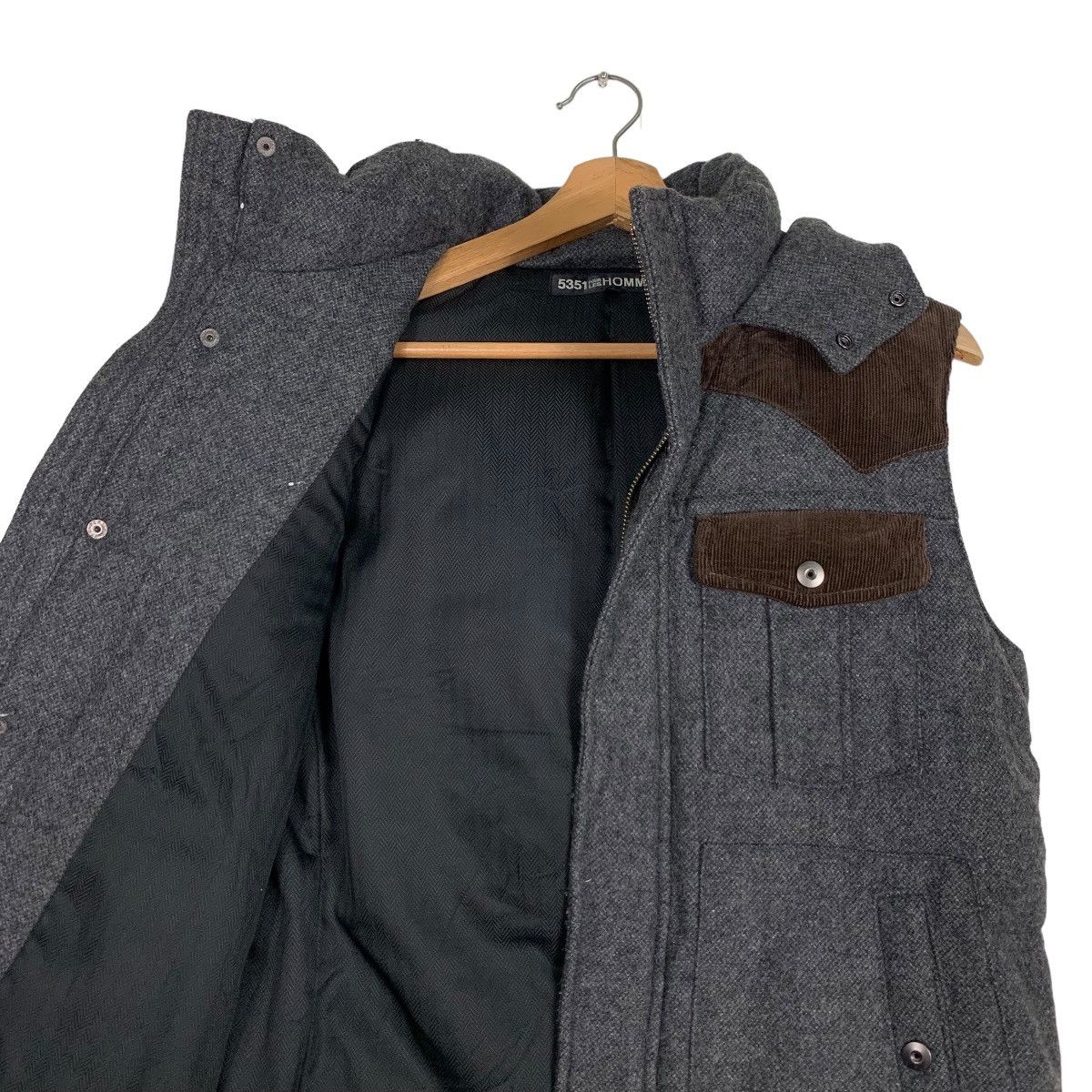 5351 POUR LES HOMMES 5351 Pour Les Hommes Hooded Puffer Vest #0529-C24 Size US M / EU 48-50 / 2 - 10 Thumbnail