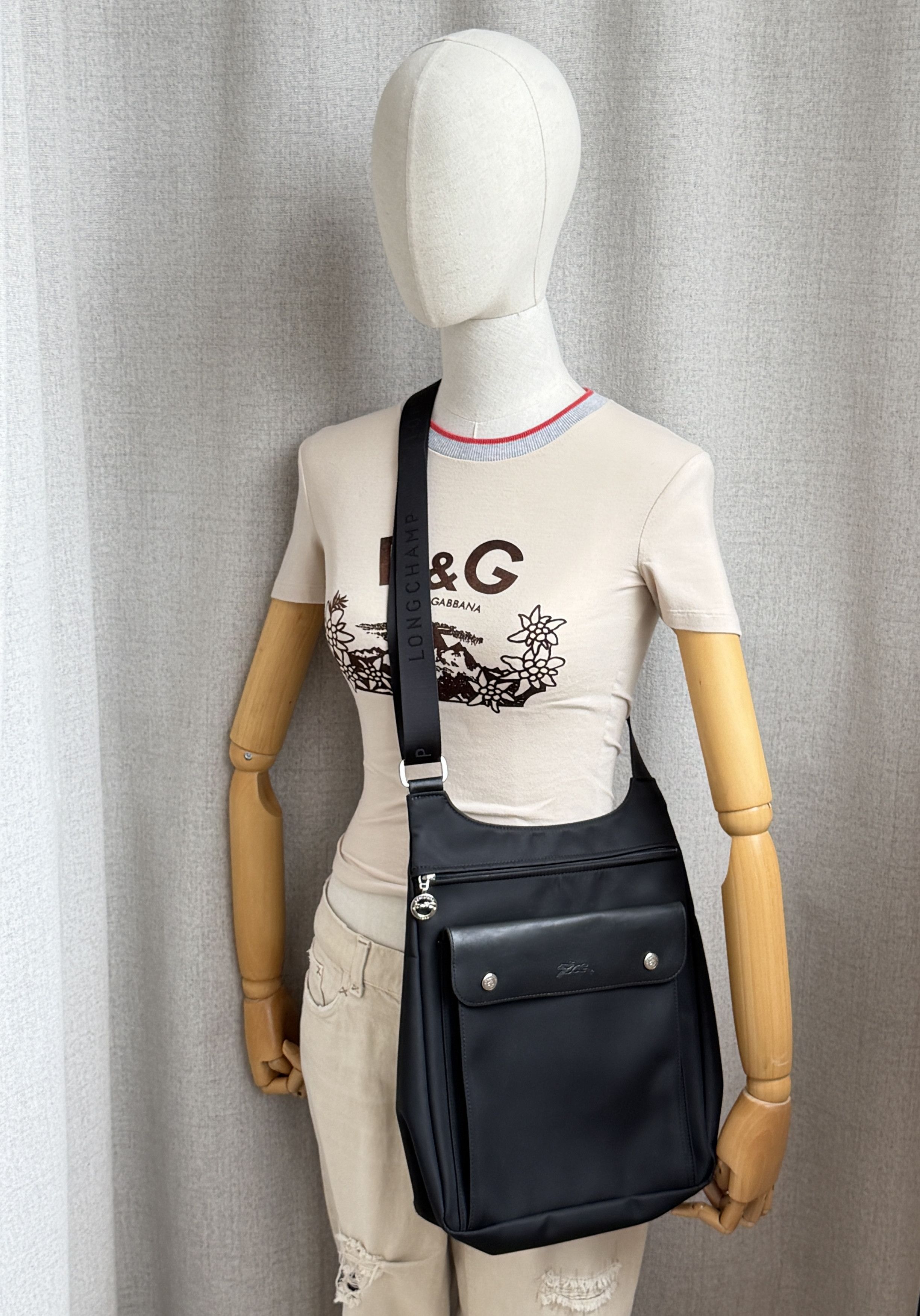 Longchamp Vintage Longchamp Black Nylon Crossbody Messenger Bag Size ONE SIZE - 2 Thumbnail