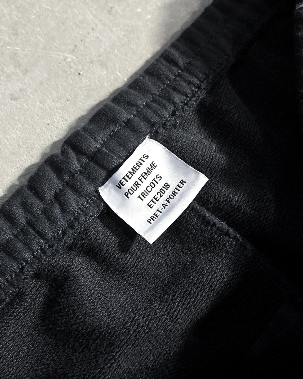 Vetements S/S18 NAVY STRIPE LOGO SWEATPANTS Size US 28 / EU 44 - 3 Thumbnail