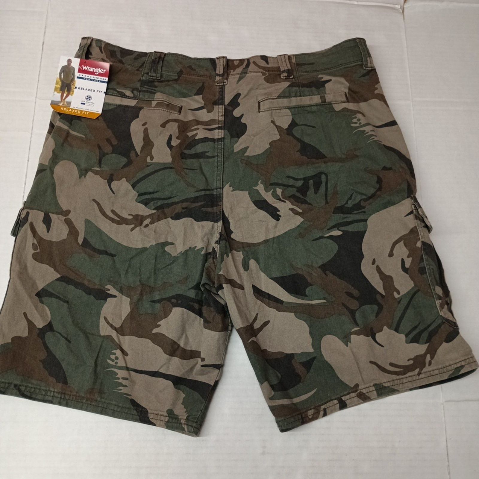 Wrangler Wrangler Cargo Shorts Men's 38 Camo 10" Inseam Relaxed Fit Size US 38 / EU 54 - 4 Thumbnail