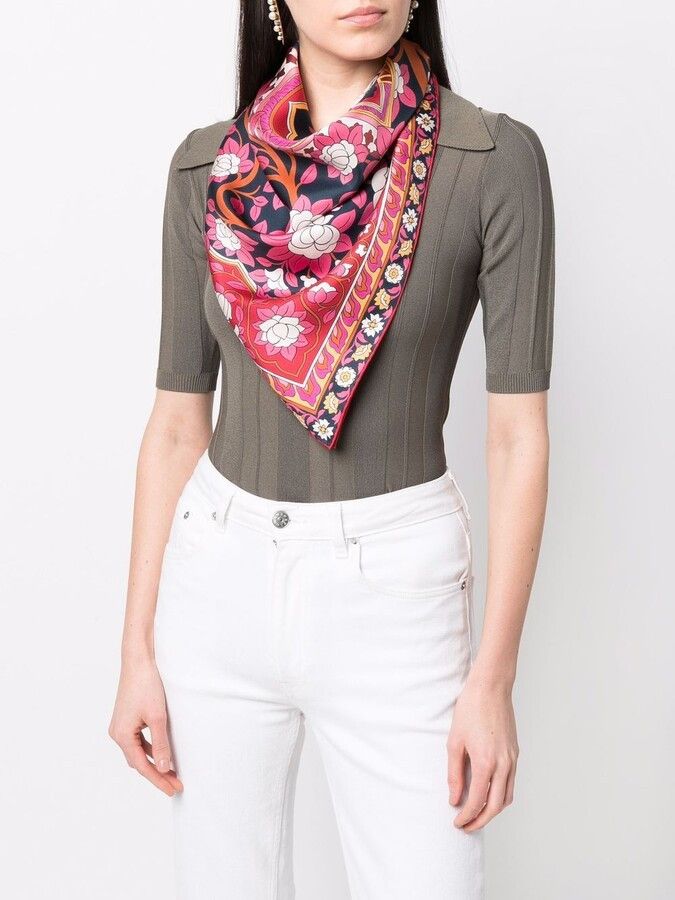 o1s1rm1024 Size: 90x90 Cm / Scarf in Multicolor