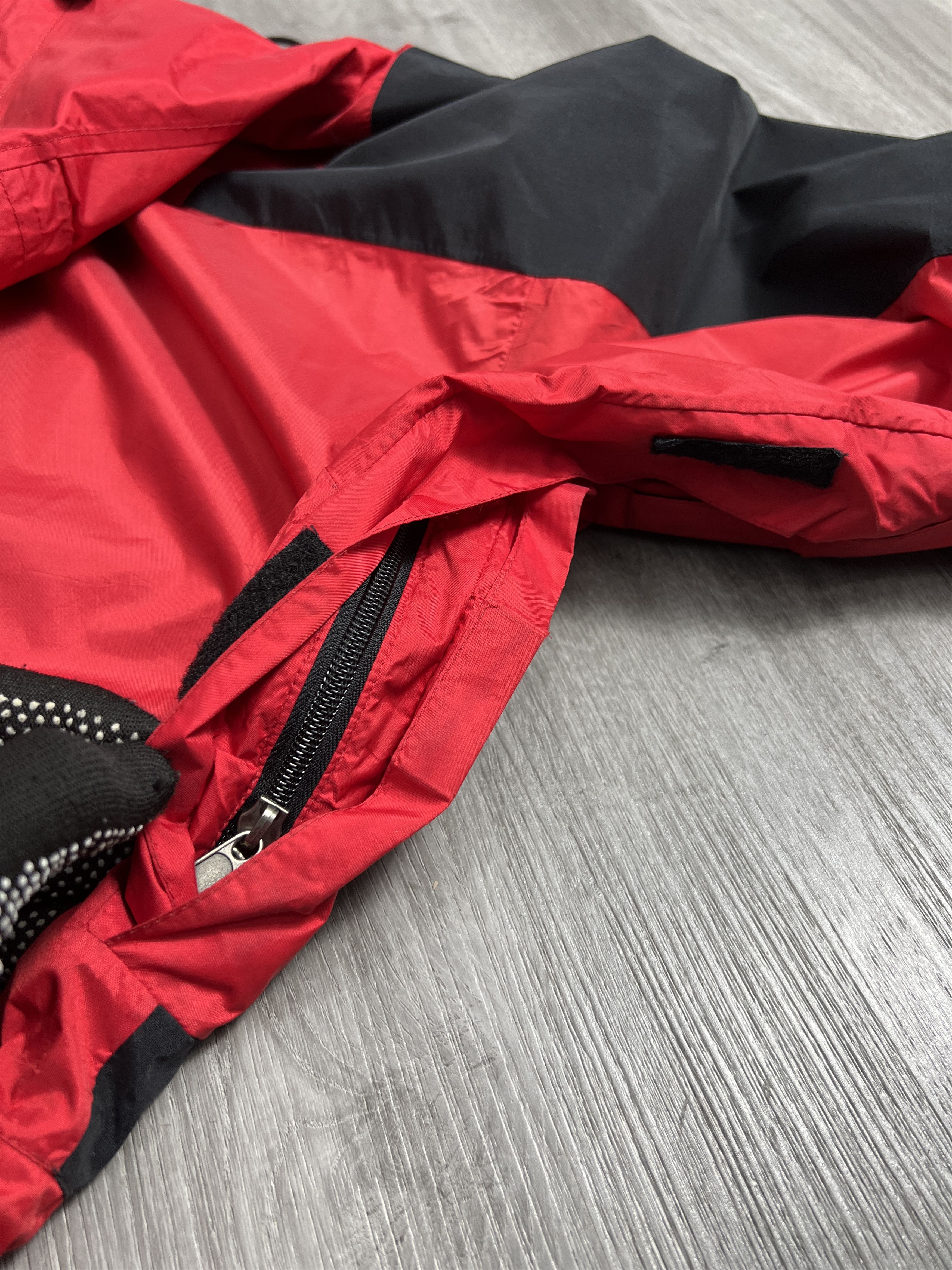 Goretex Vintage The North Face Gore-Tex Jacket (L) JK511 Size US L / EU 52-54 / 3 - 12 Thumbnail