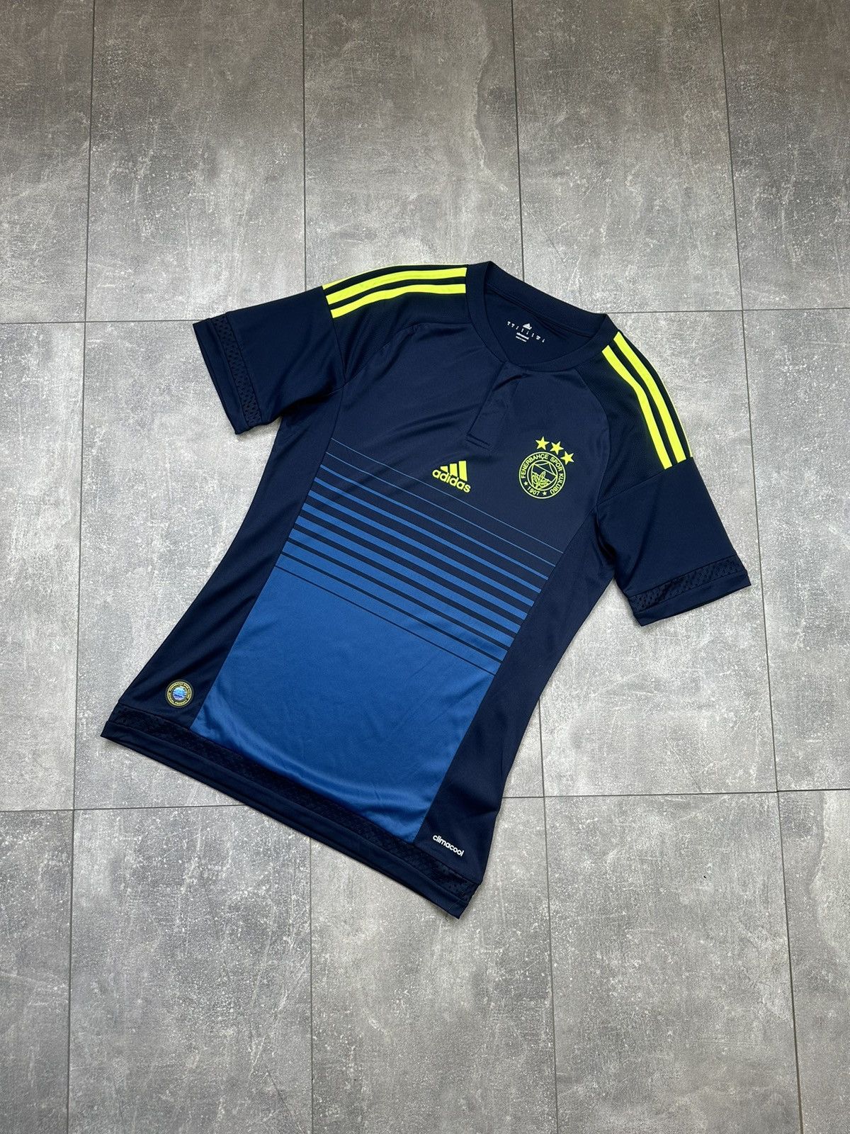 Other Adidas Fenerbahce Home Soccer Jersey Size US S / EU 44-46 / 1 - 1 Thumbnail