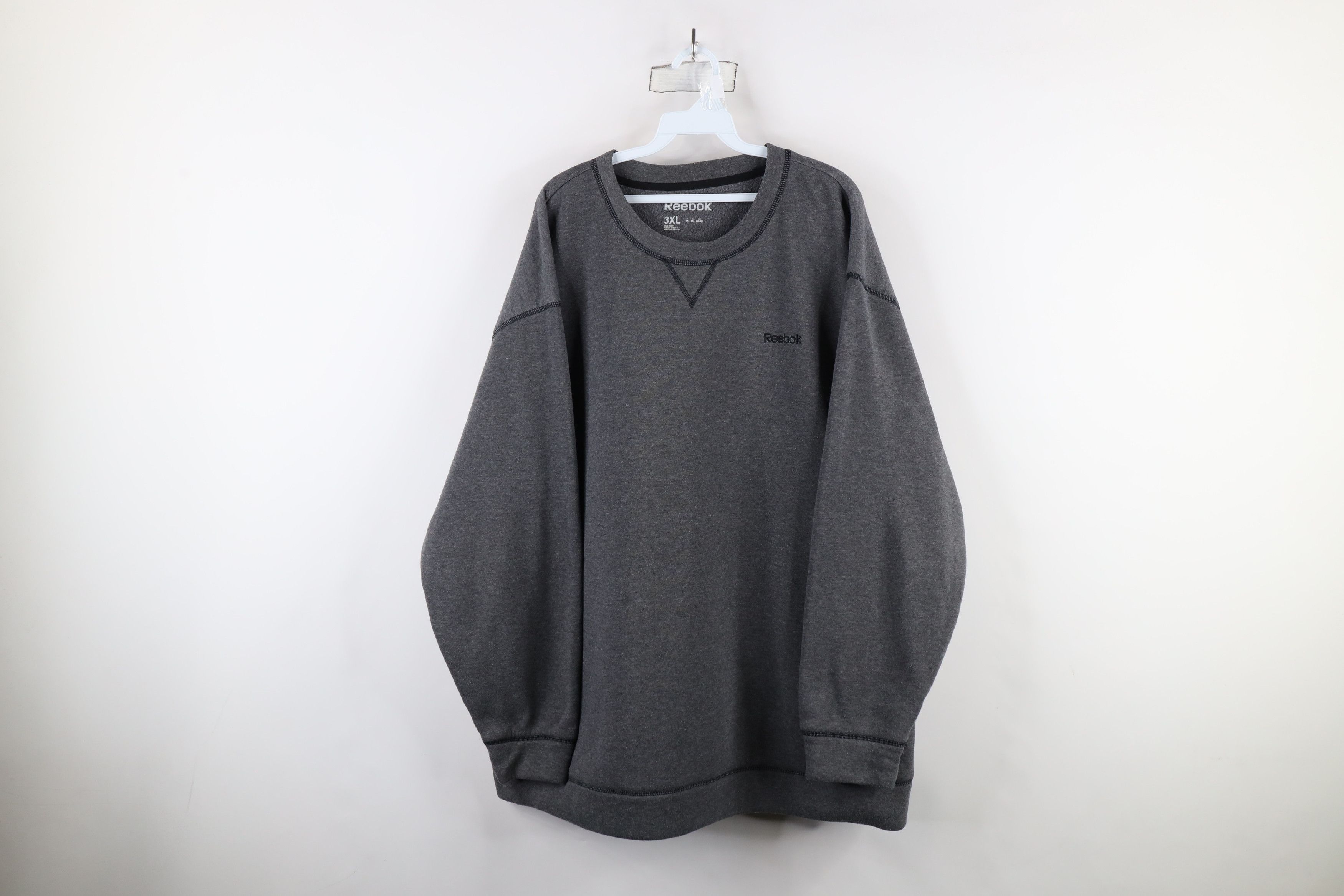 Reebok × Vintage Vintage Reebok Spell Out Crewneck Sweatshirt Heather Gray Size US XXL / EU 58 / 5 - 1 Thumbnail