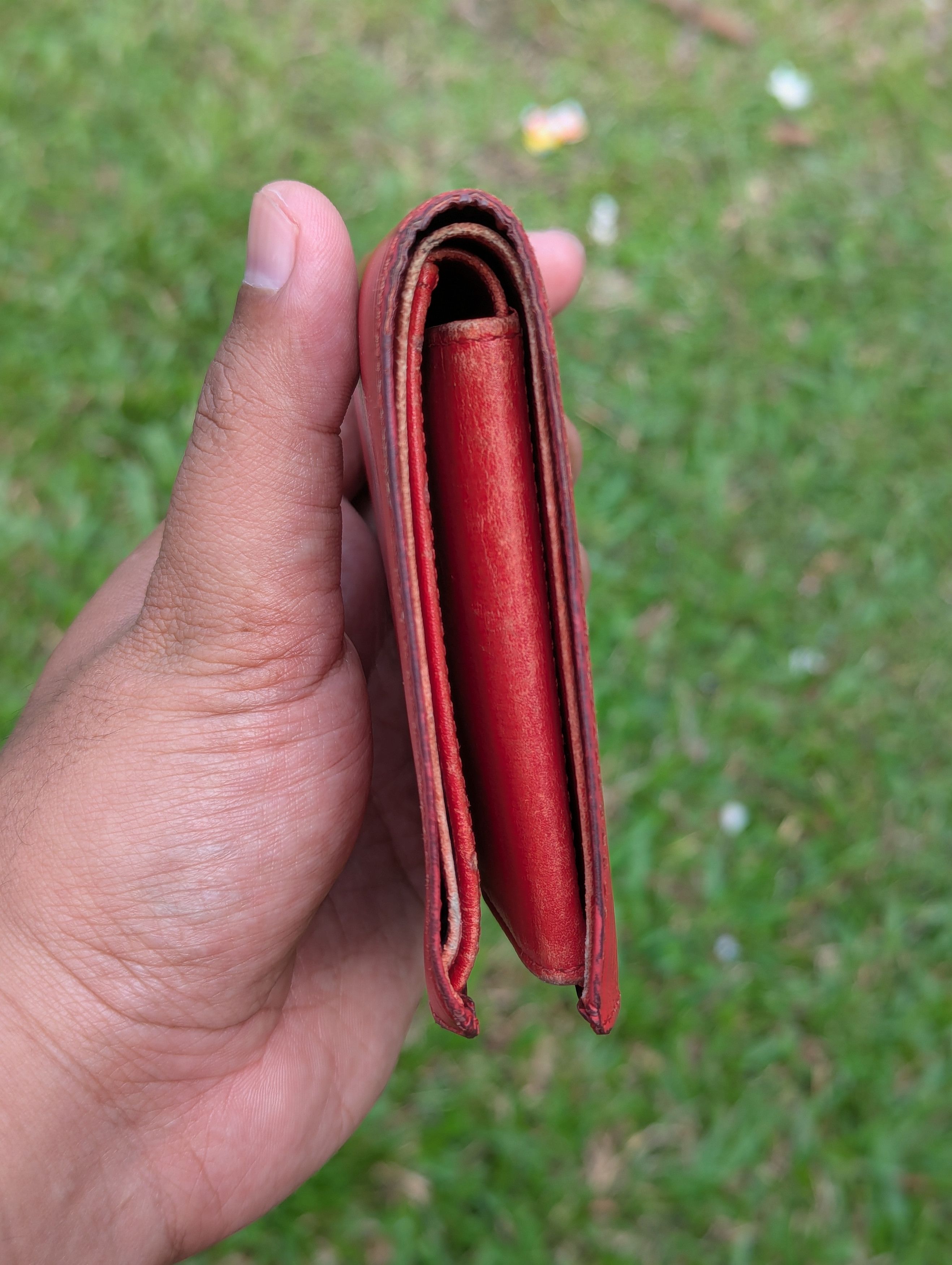 Louis Vuitton 🔥FREE SHIPPING🔥Louis Vuitton Bi-fold Wallet Epi Leather Size ONE SIZE - 3 Thumbnail