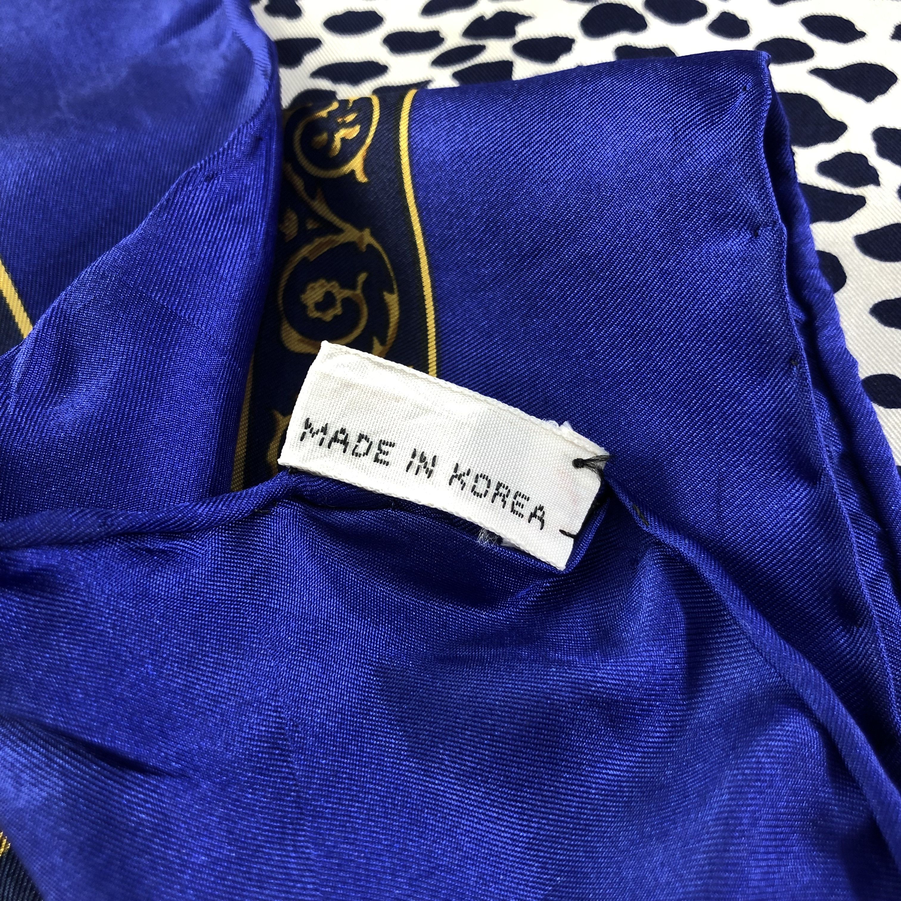 Vintage Luxury Baroque Silk Scarf M471 Size ONE SIZE - 4 Thumbnail