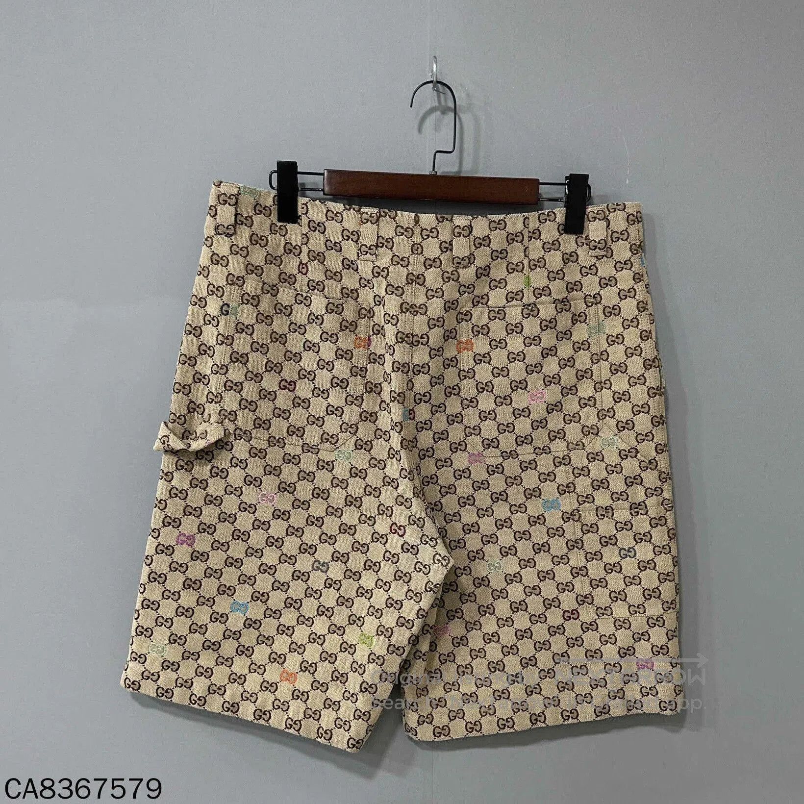 Gucci Gucci Monogram Print Shorts. Size US 26 / EU 42 - 2 Thumbnail