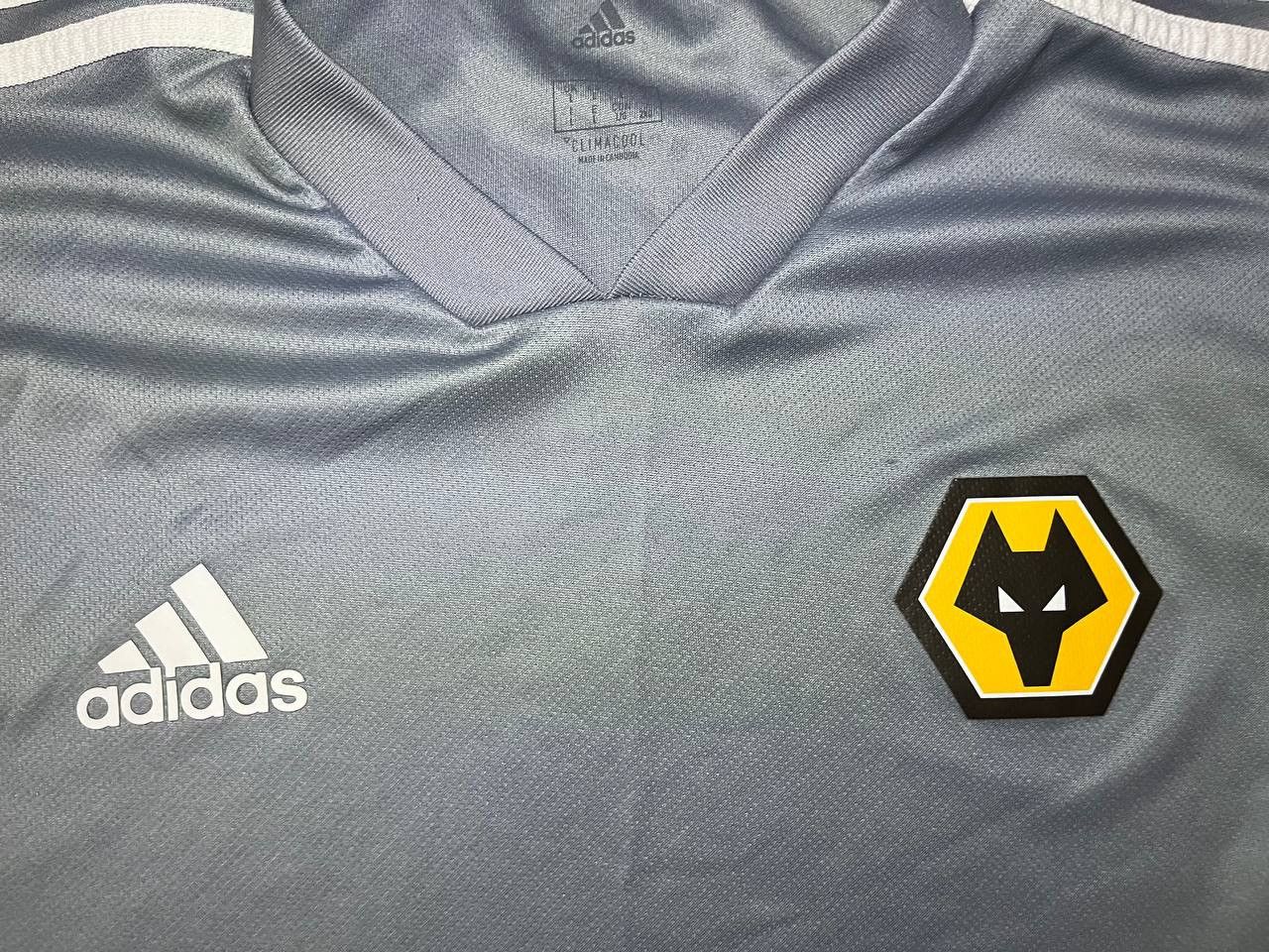 Adidas Adidas Wolverhampton Wanderers FC soccer tank top Size US L / EU 52-54 / 3 - 4 Thumbnail