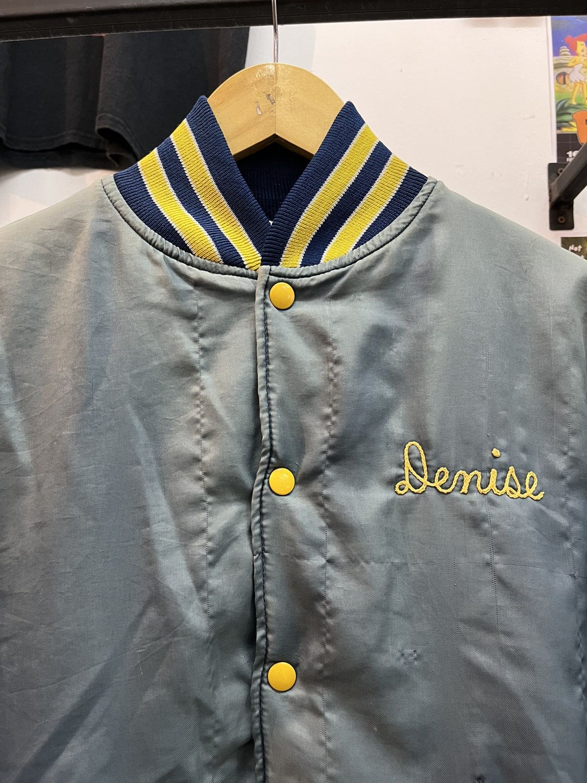 Vintage University of Michigan 80’s Size US M / EU 48-50 / 2 - 1 Thumbnail