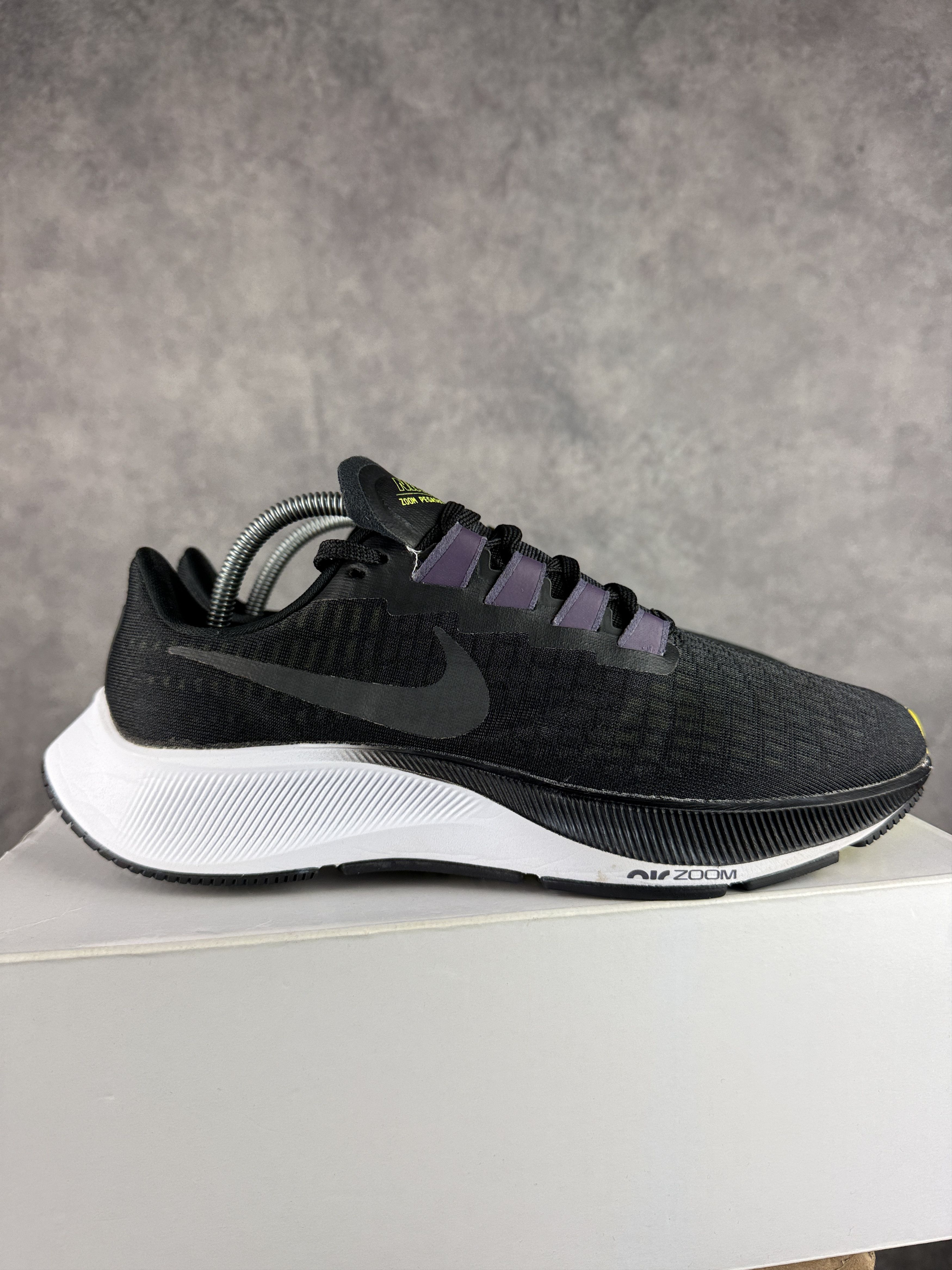 Nike Nike Zoom Pegasus 37 running shoes women’s Swoosh Size US 9 / IT 39 - 4 Thumbnail