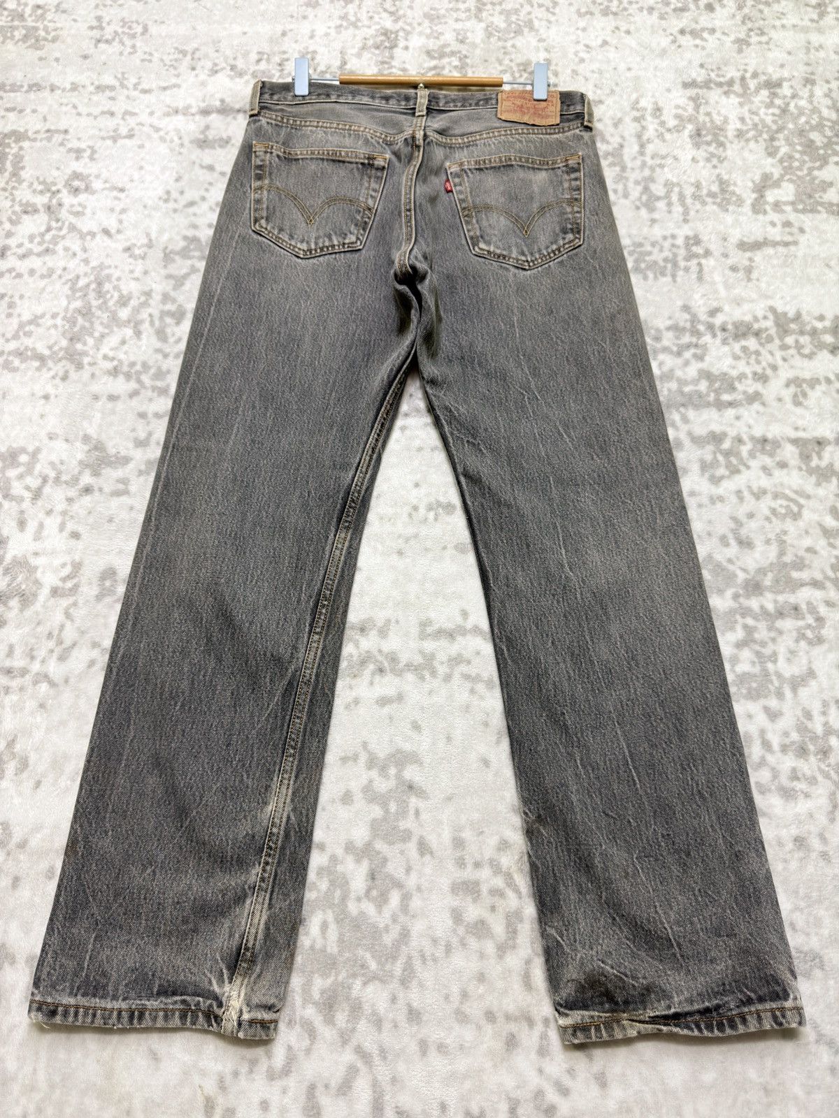 Levi's Vintage Levi’s 501 Straight Leg Faded Black Distressed Denim Size US 32 / EU 48 - 2 Thumbnail
