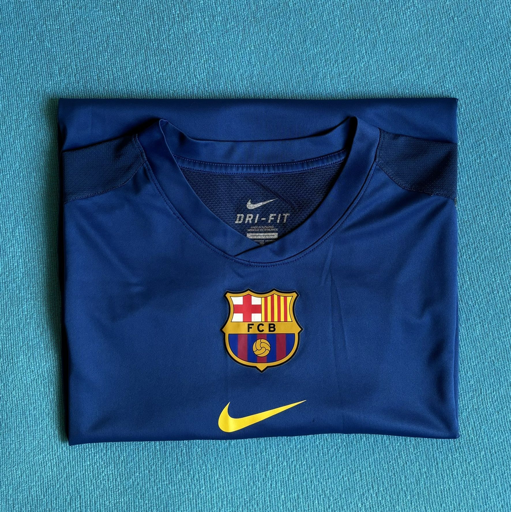 Nike FC Barcelona 2012-2013 Nike Training Jersey size. XL Size US XL / EU 56 / 4 - 19 Thumbnail