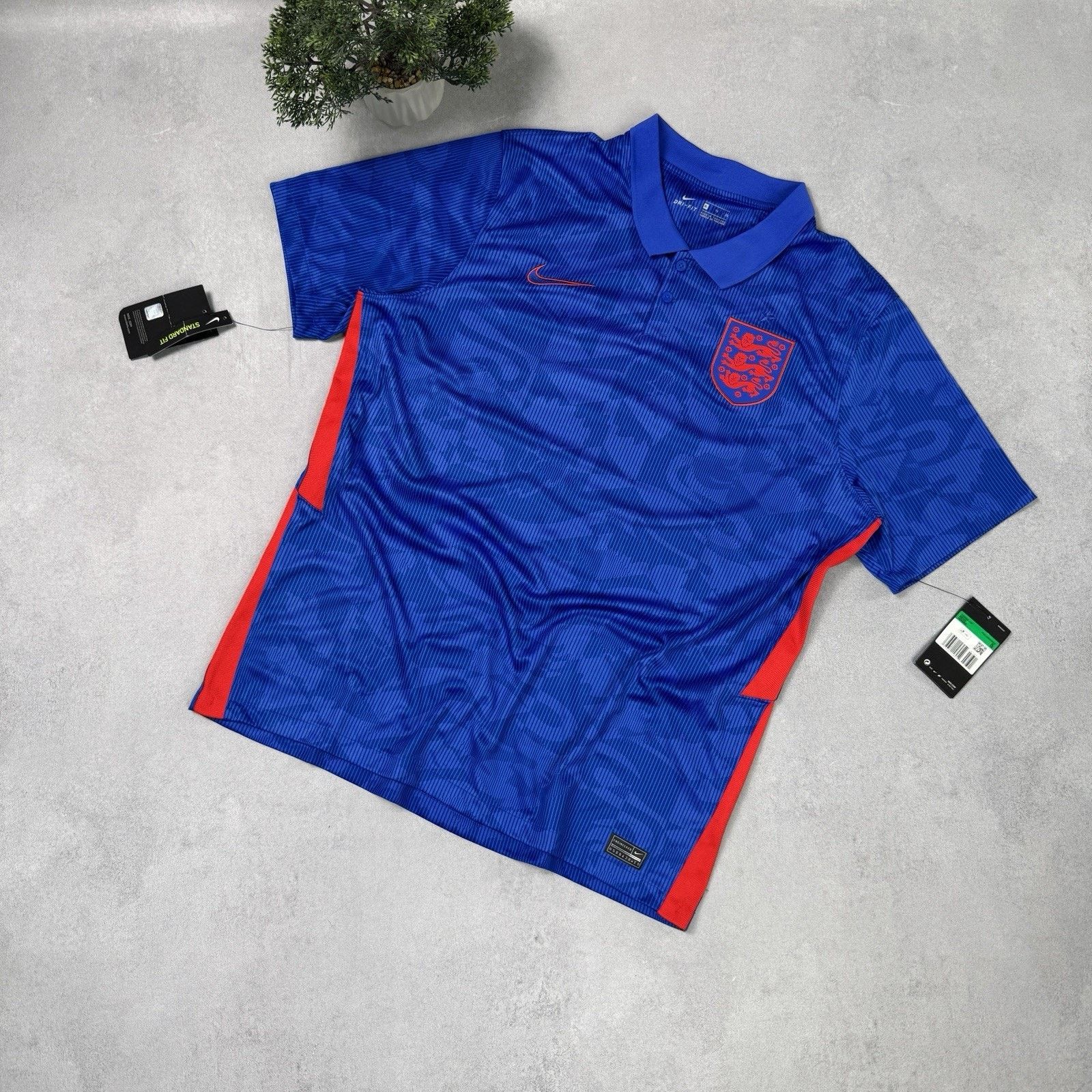 Nike England National Team 2020 2021 Soccer Jersey Football Shirt Size US L / EU 52-54 / 3 - 1 Thumbnail