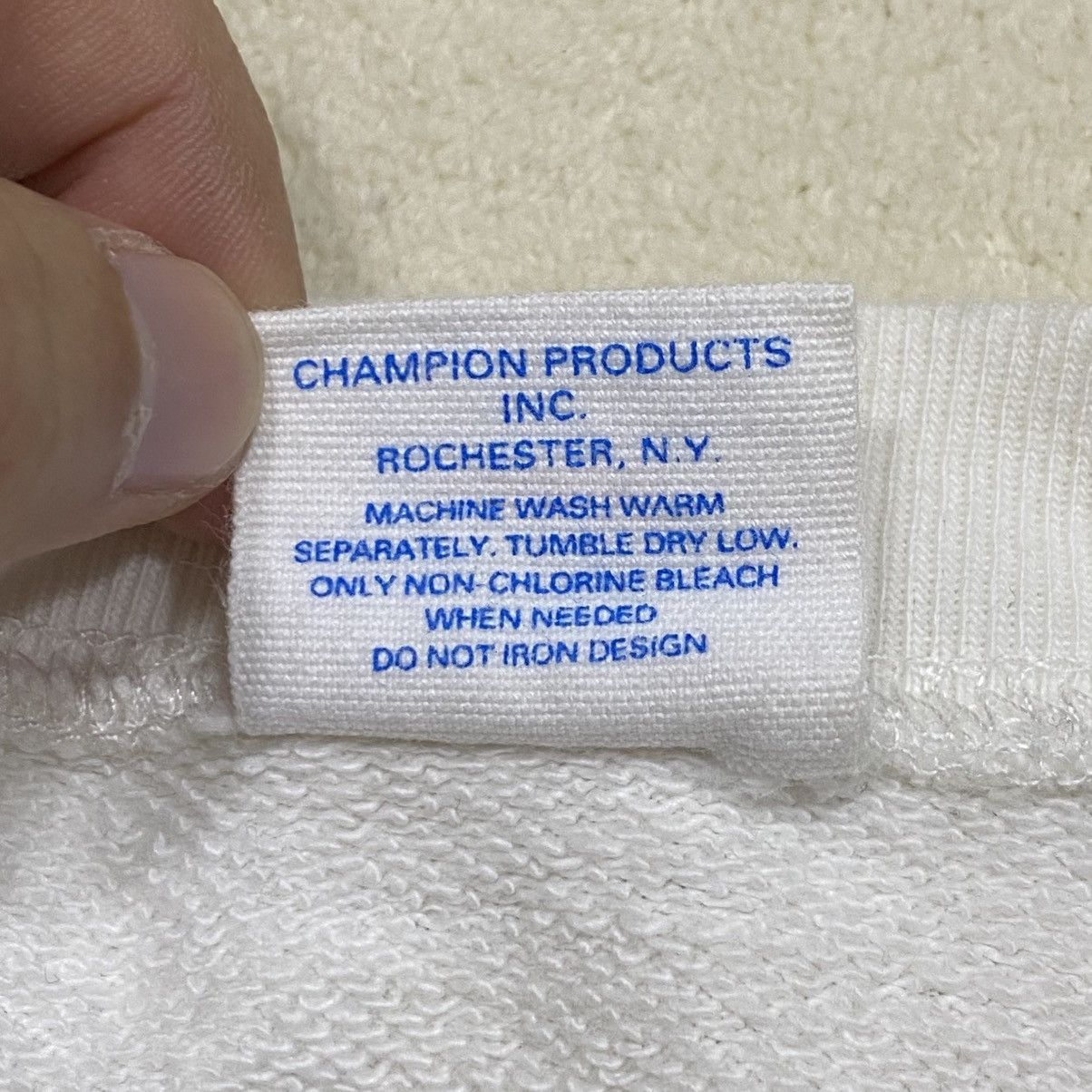 Champion × Undefeated CHAMPION x UNDEFEATED Spellout Short Sleeve Sweatshirt Size US XL / EU 56 / 4 - 9 Thumbnail