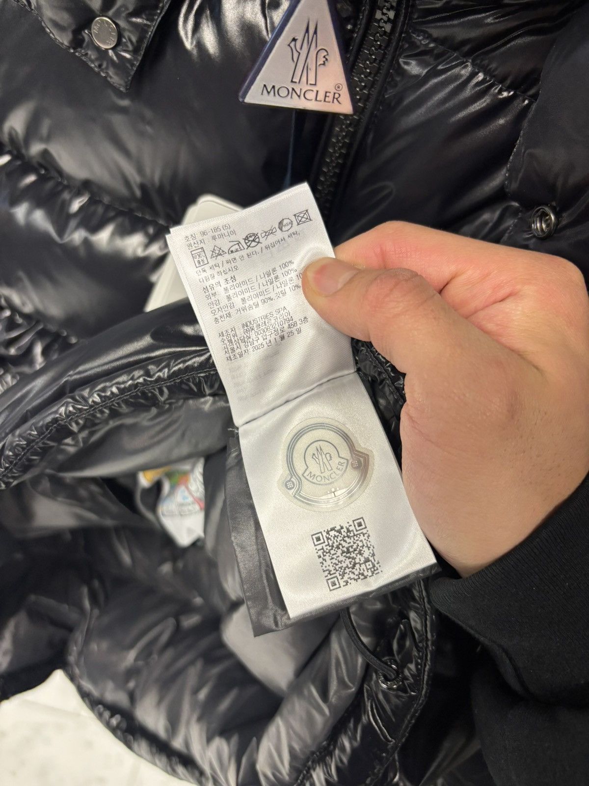 Moncler Moncler Maya Giubbotto black jacket size 5 Size US XL / EU 56 / 4 - 8 Thumbnail
