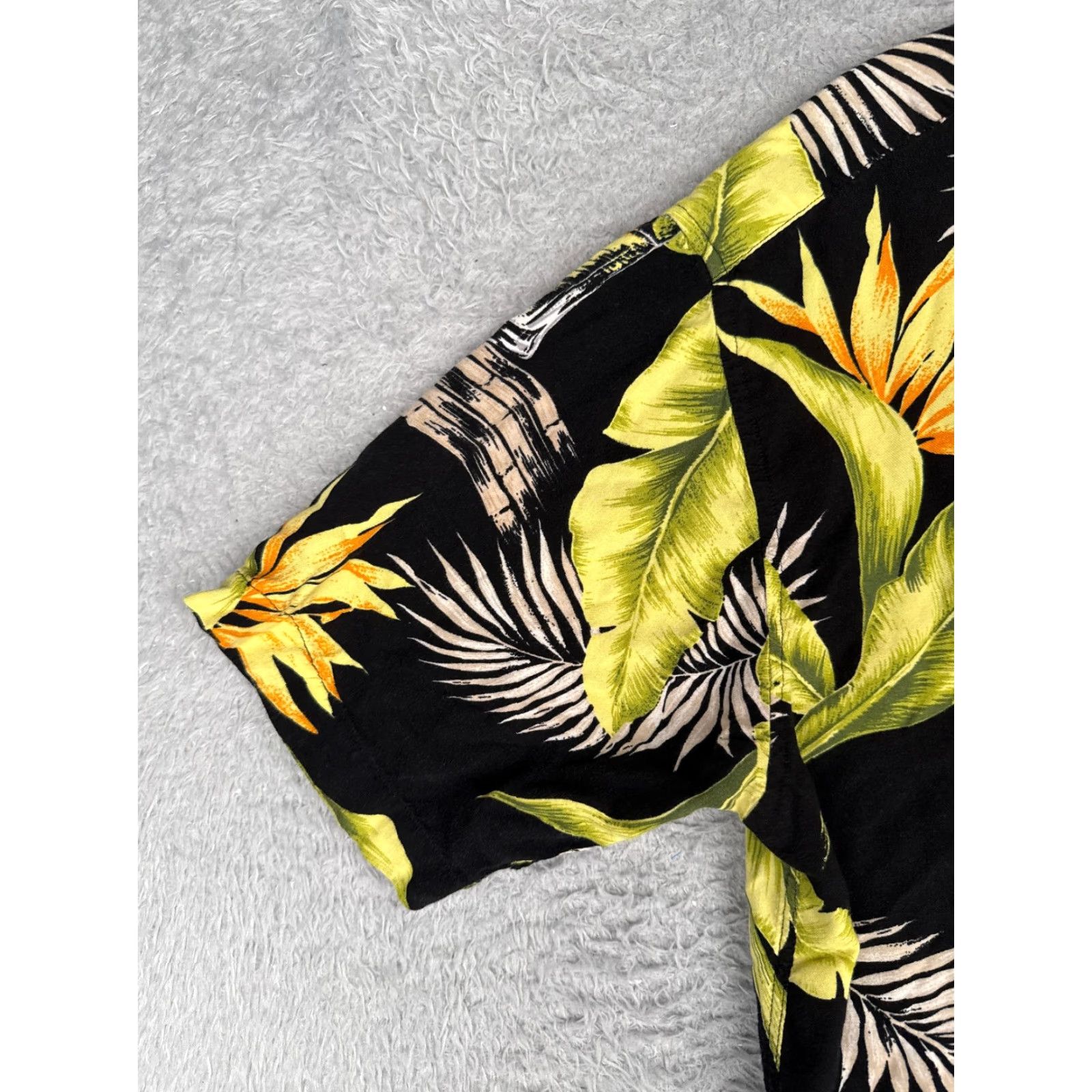 Vintage Junction West Shirt Men Medium Black Floral Button Hawaiian Cocktails Rayon Size US M / EU 48-50 / 2 - 3 Thumbnail